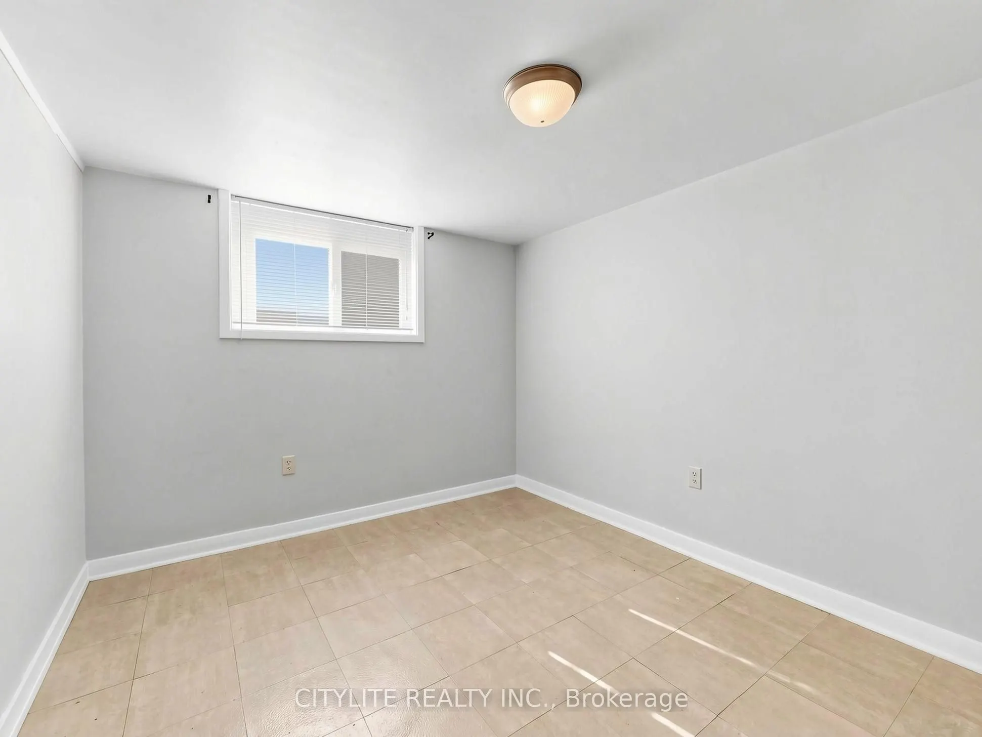 35 Macdonald Avenue #Basement