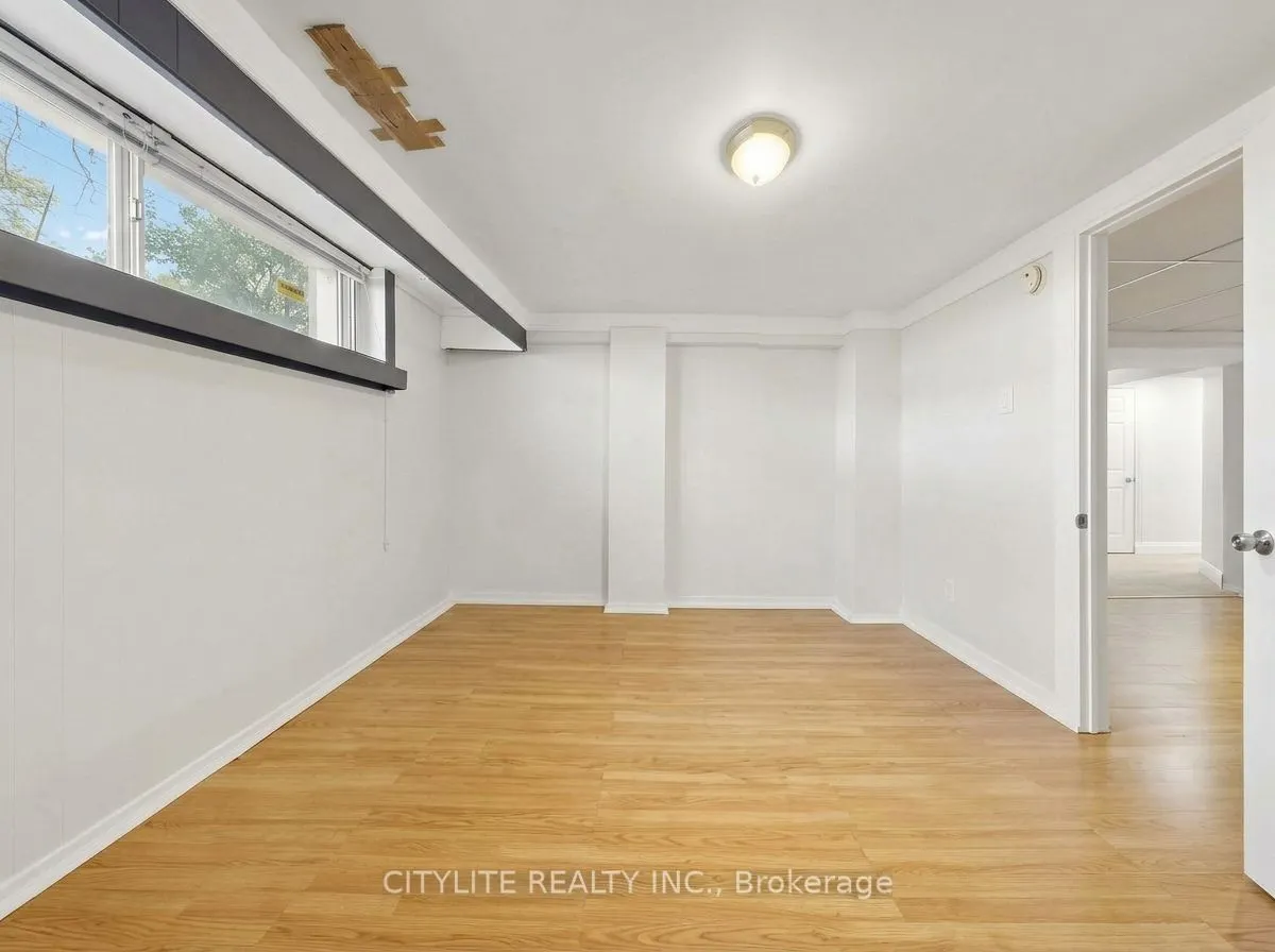 35 Macdonald Avenue #Basement