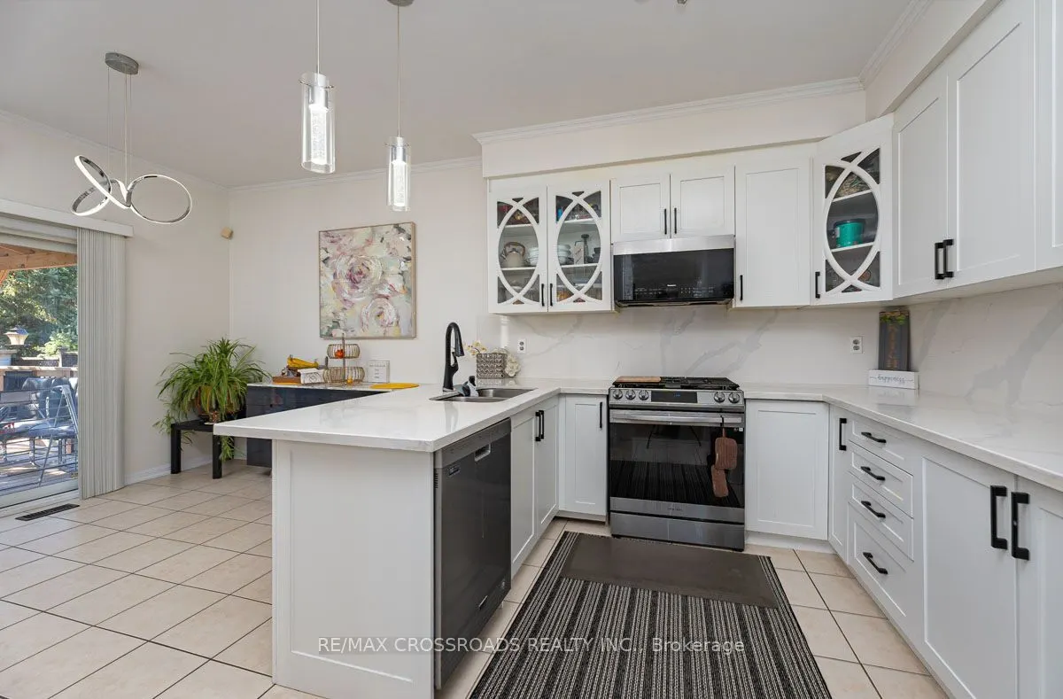 1090 Trudeau Drive