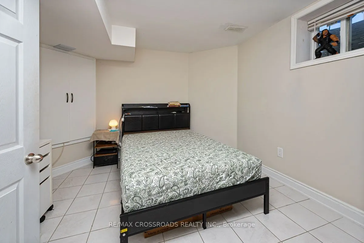 1090 Trudeau Drive