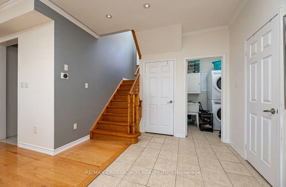 1090 Trudeau Drive