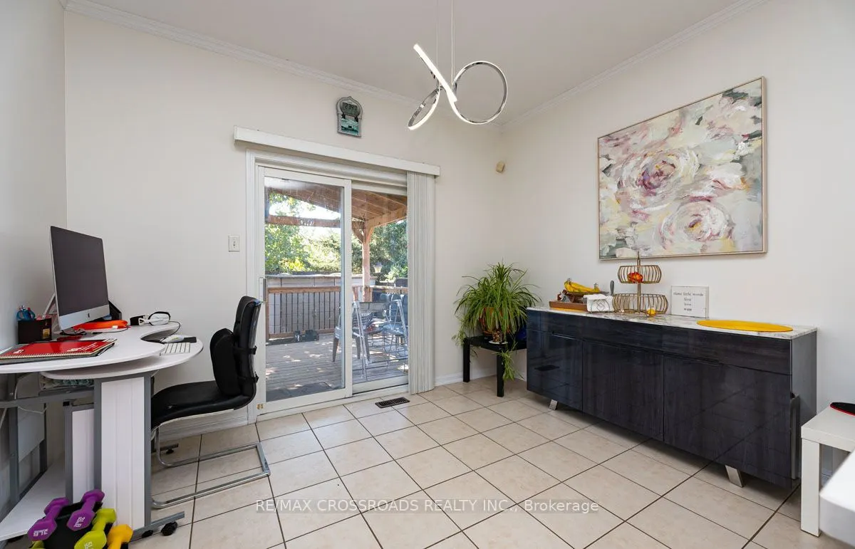 1090 Trudeau Drive