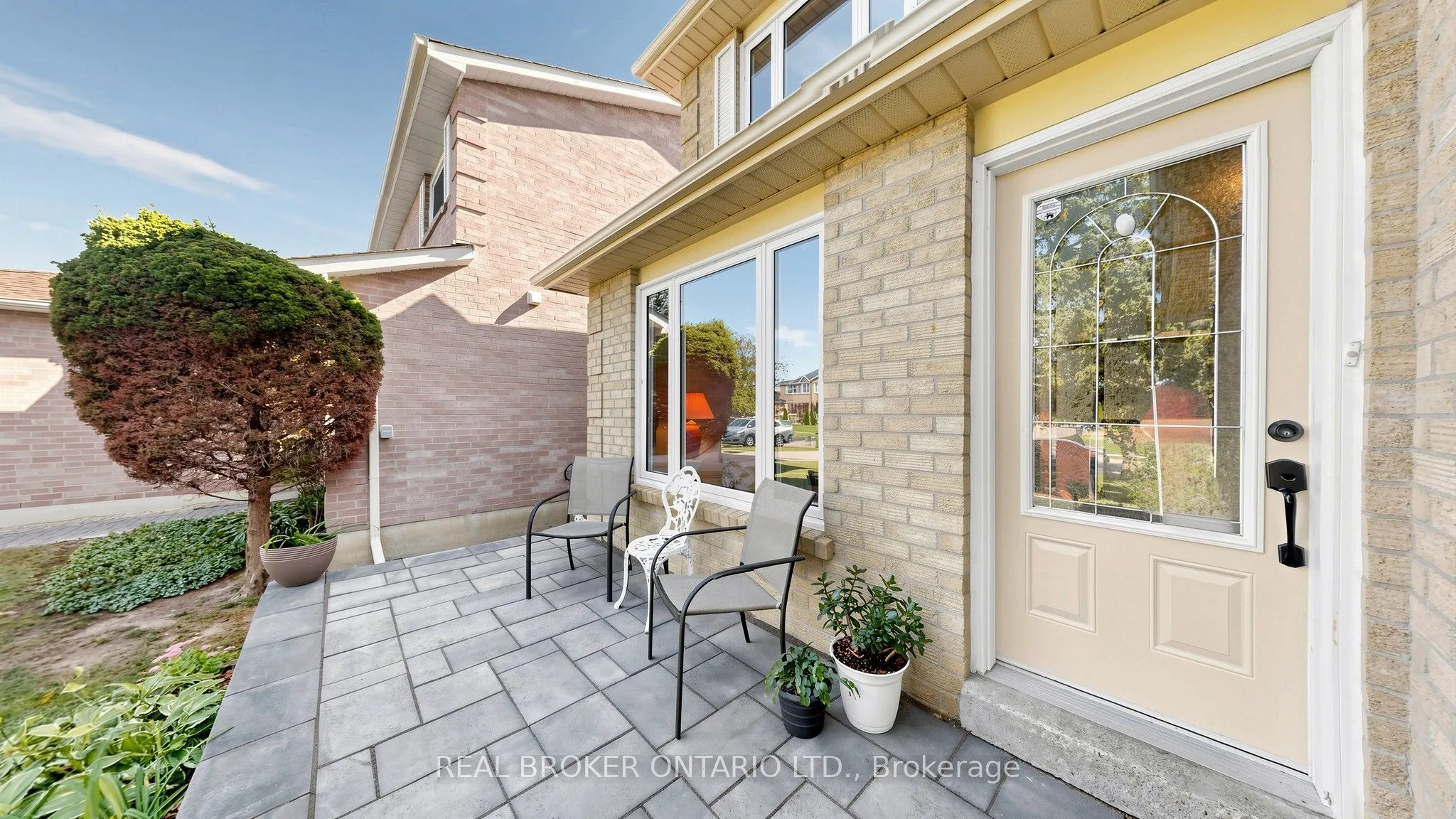 33 Fountainbridge Drive