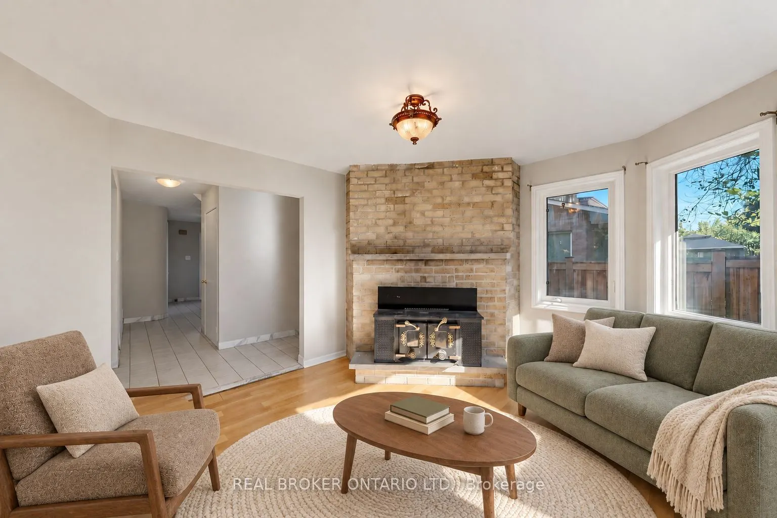 33 Fountainbridge Drive