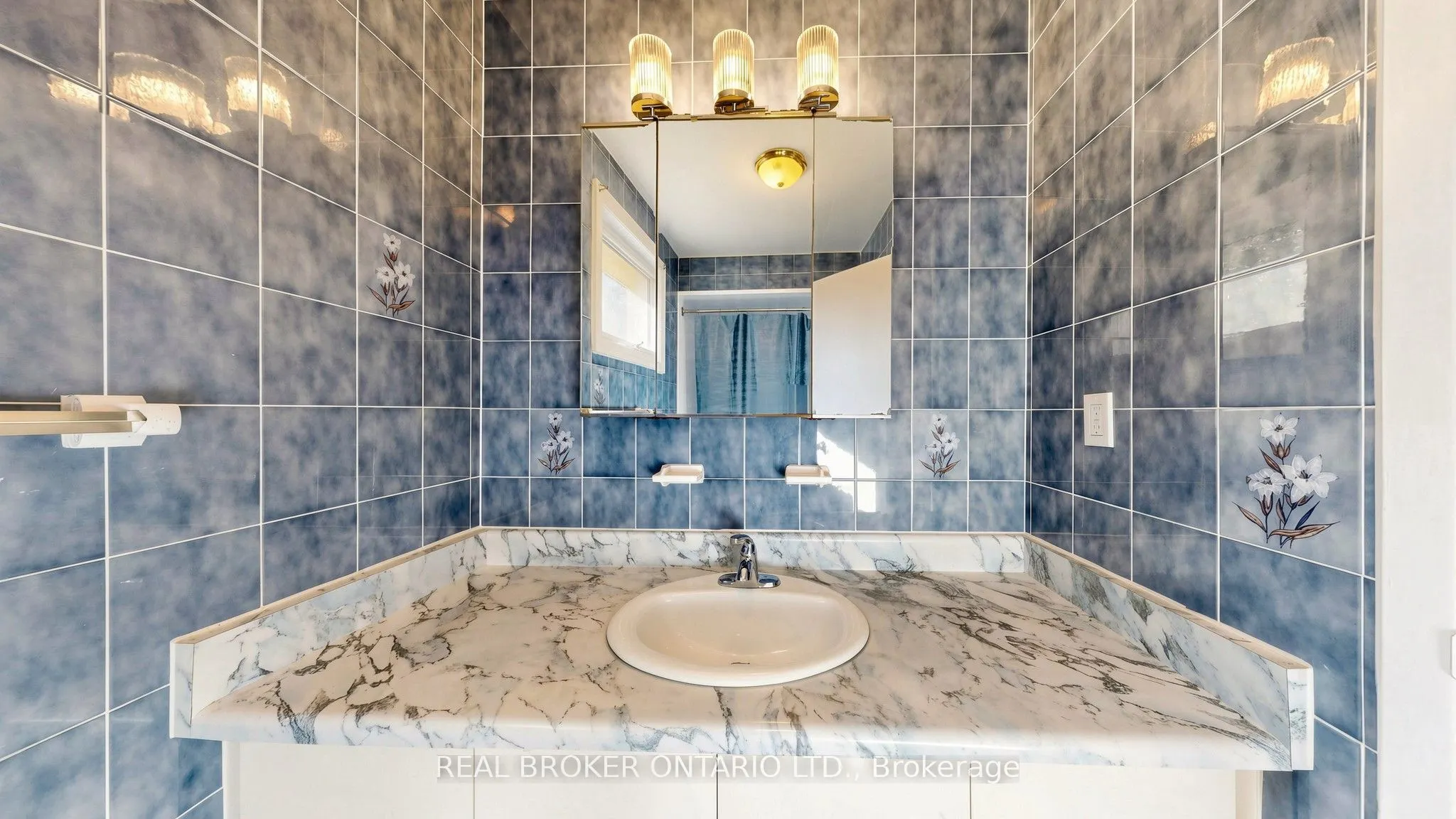 33 Fountainbridge Drive