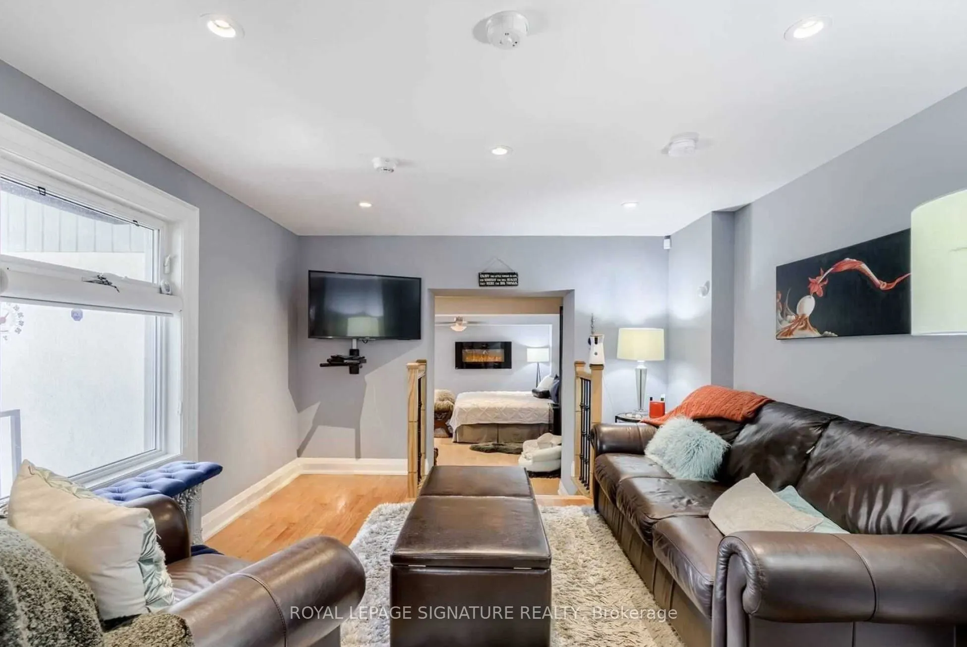 23 Abbs Street