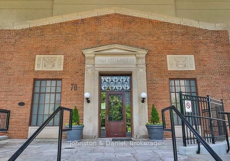 70 High Park Avenue #503