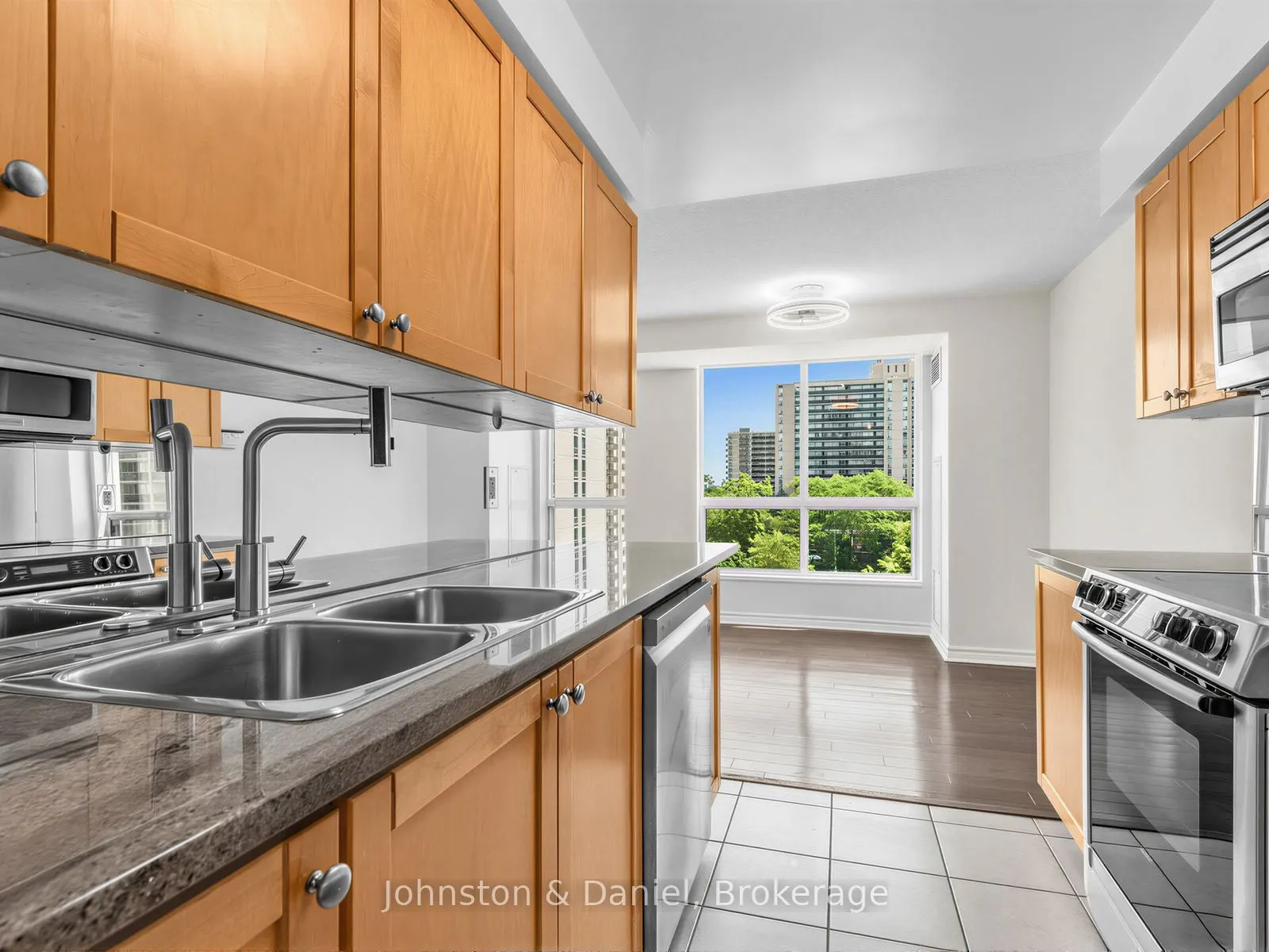 70 High Park Avenue #503