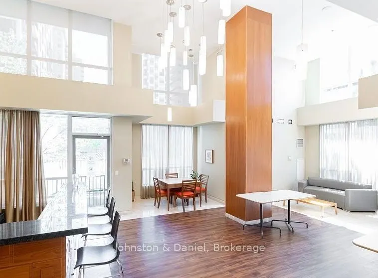 70 High Park Avenue #503