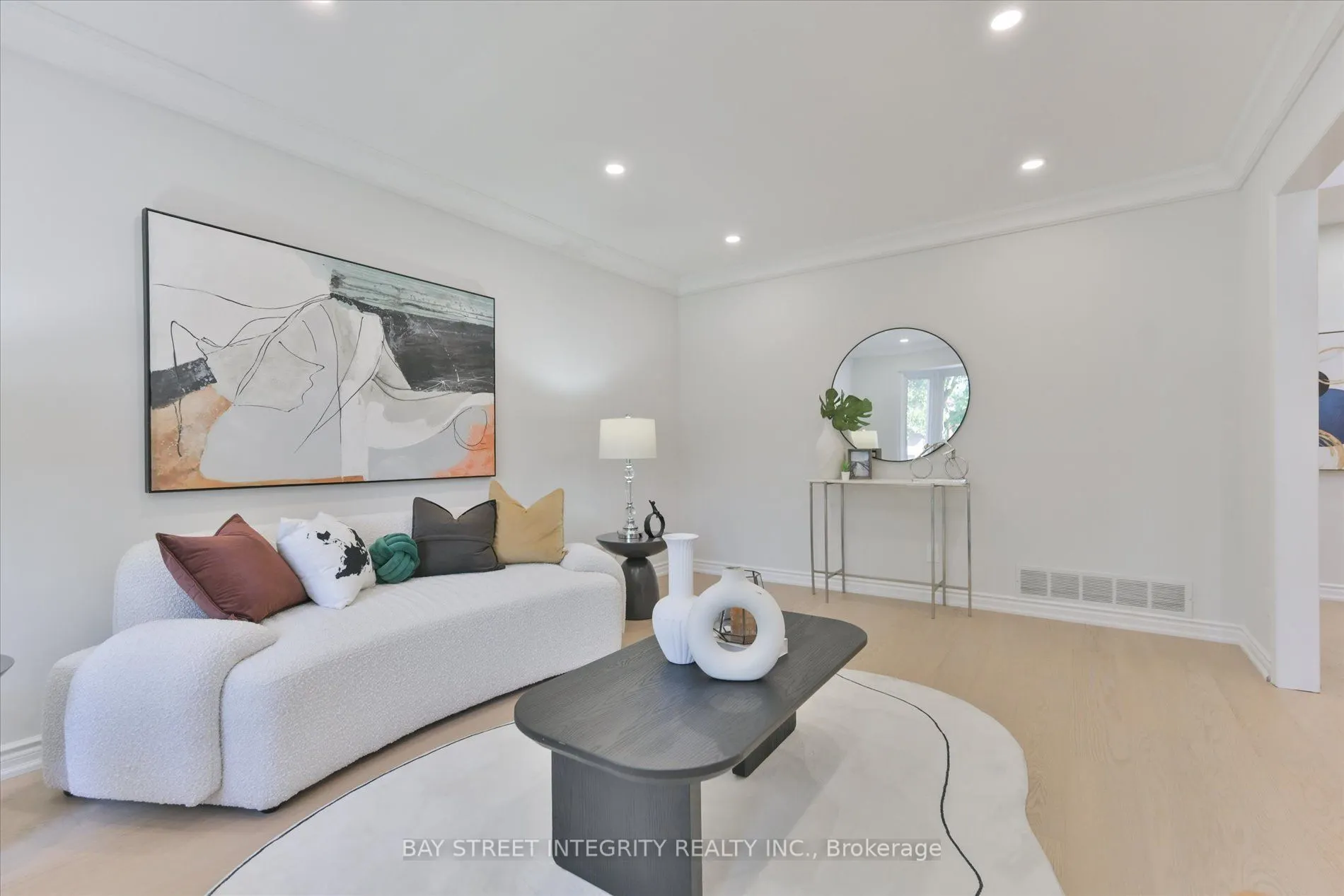 1906 Stoneybrook Court