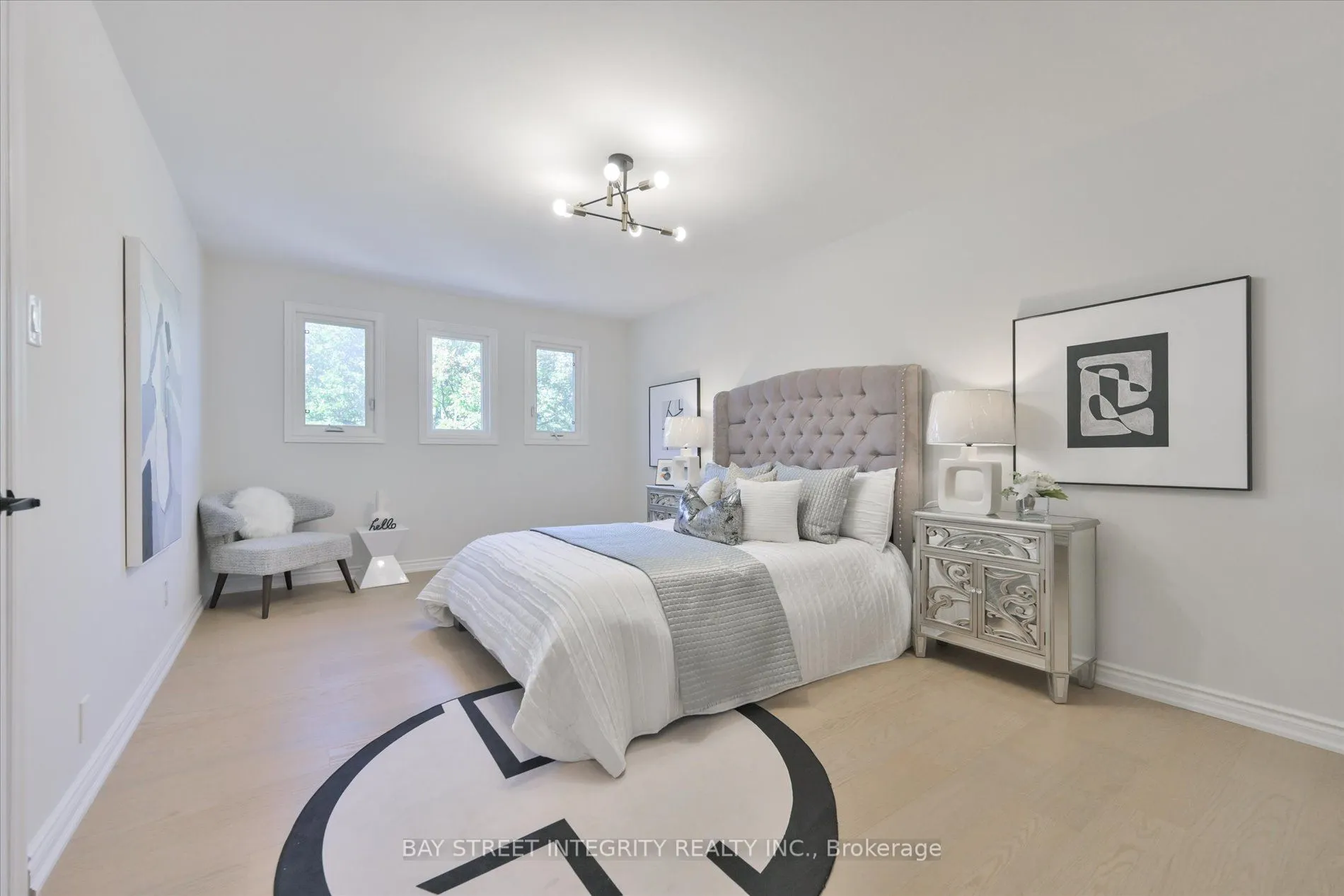 1906 Stoneybrook Court