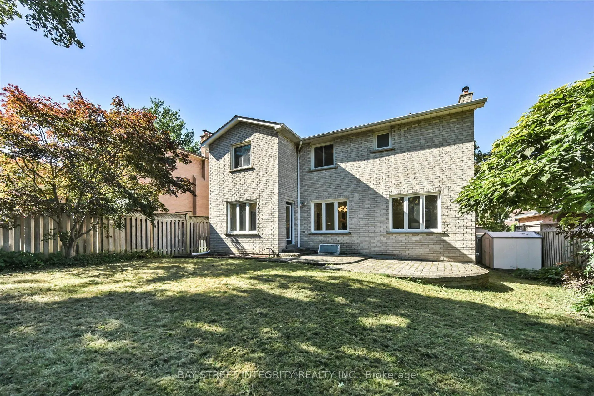 1906 Stoneybrook Court