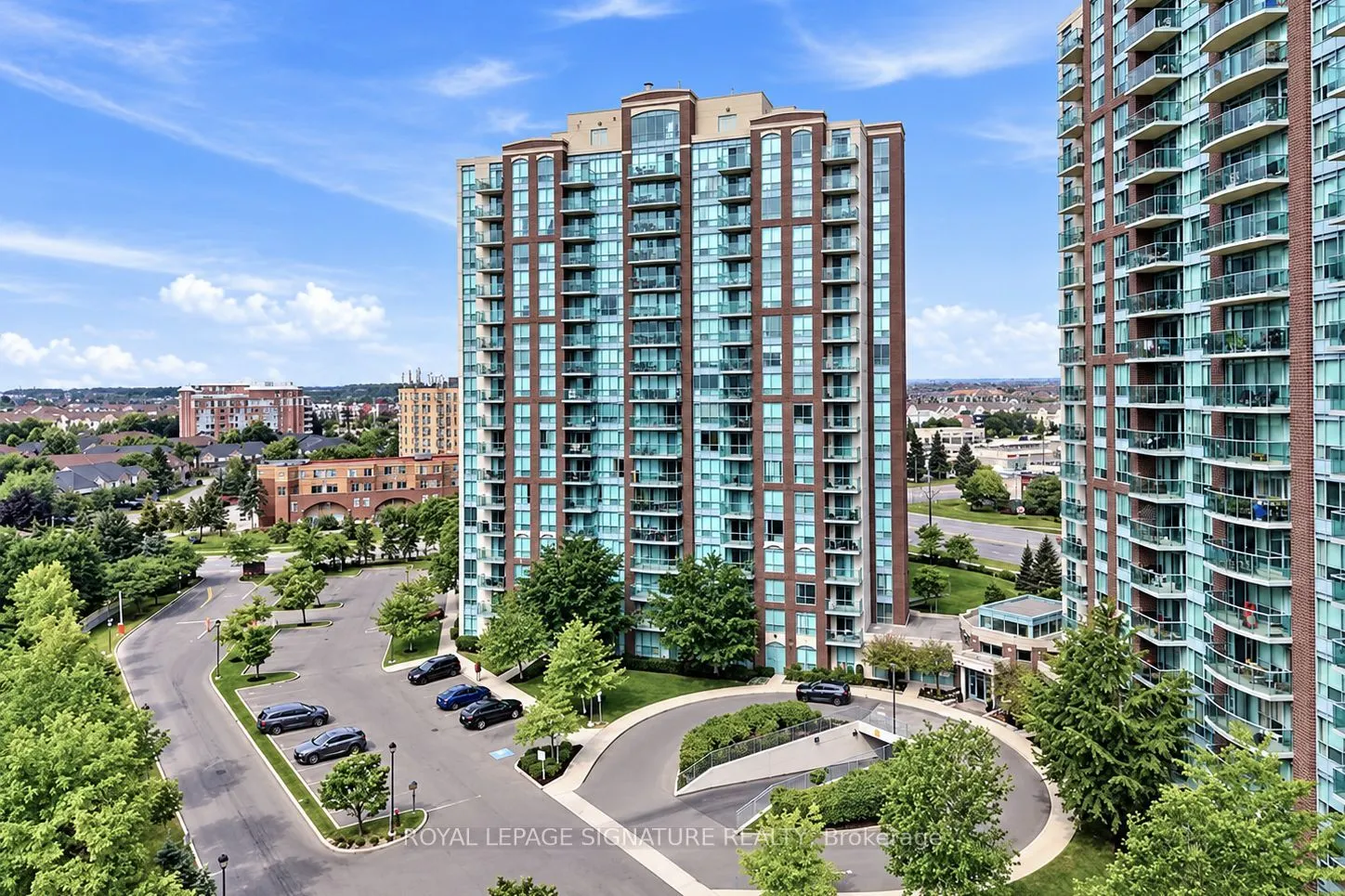 4879 Kimbermount Avenue #902