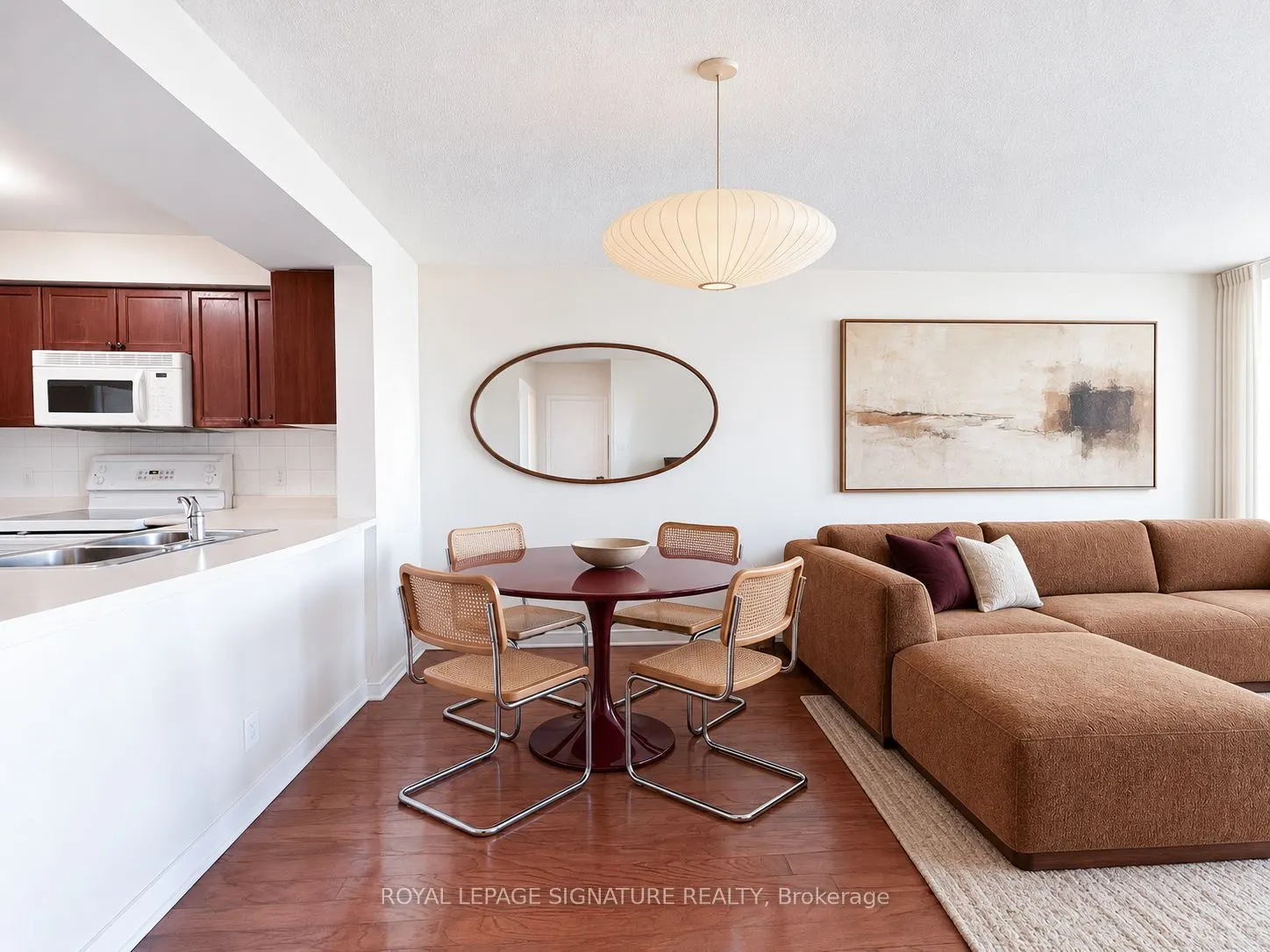 4879 Kimbermount Avenue #902