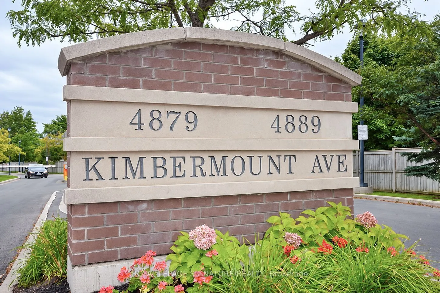 4879 Kimbermount Avenue #902