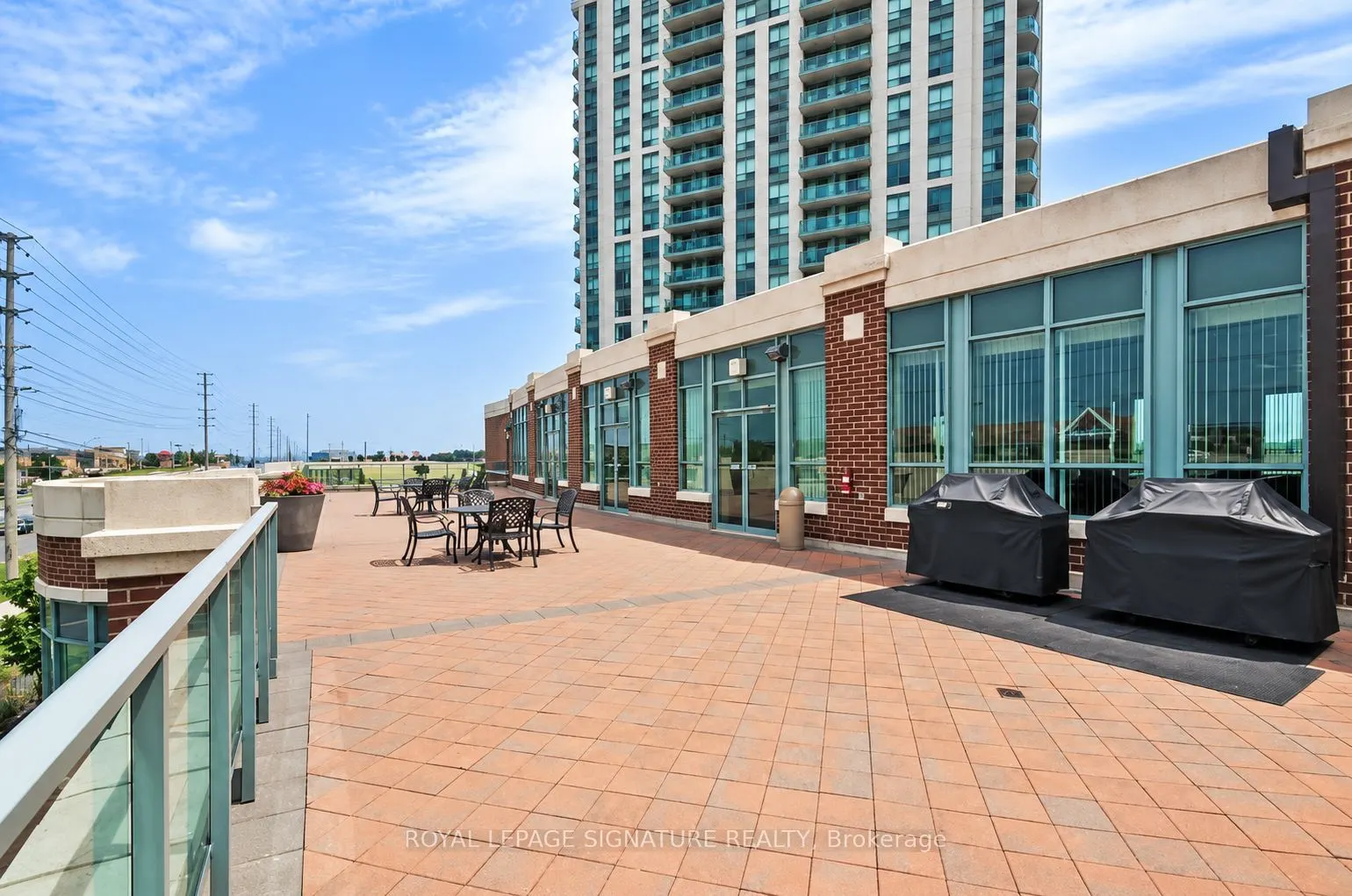 4879 Kimbermount Avenue #902