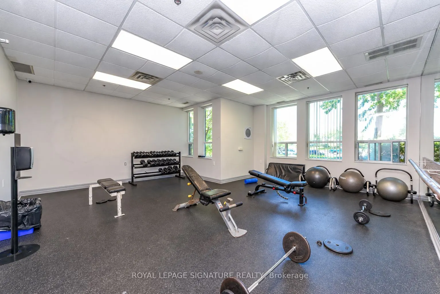4879 Kimbermount Avenue #902