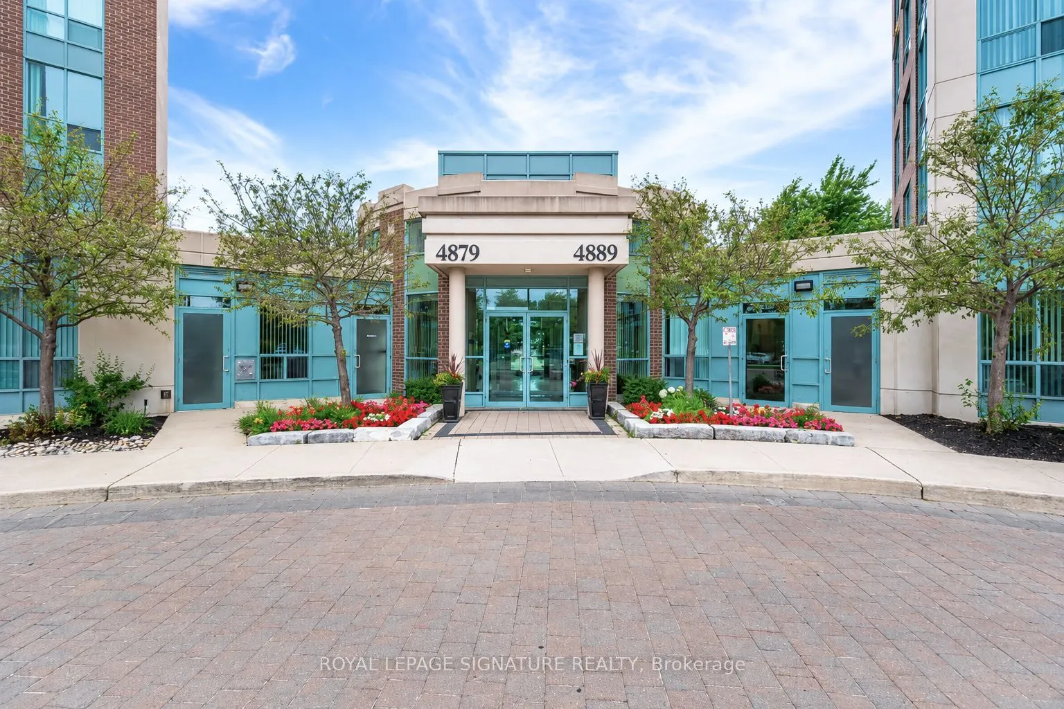 4879 Kimbermount Avenue #902