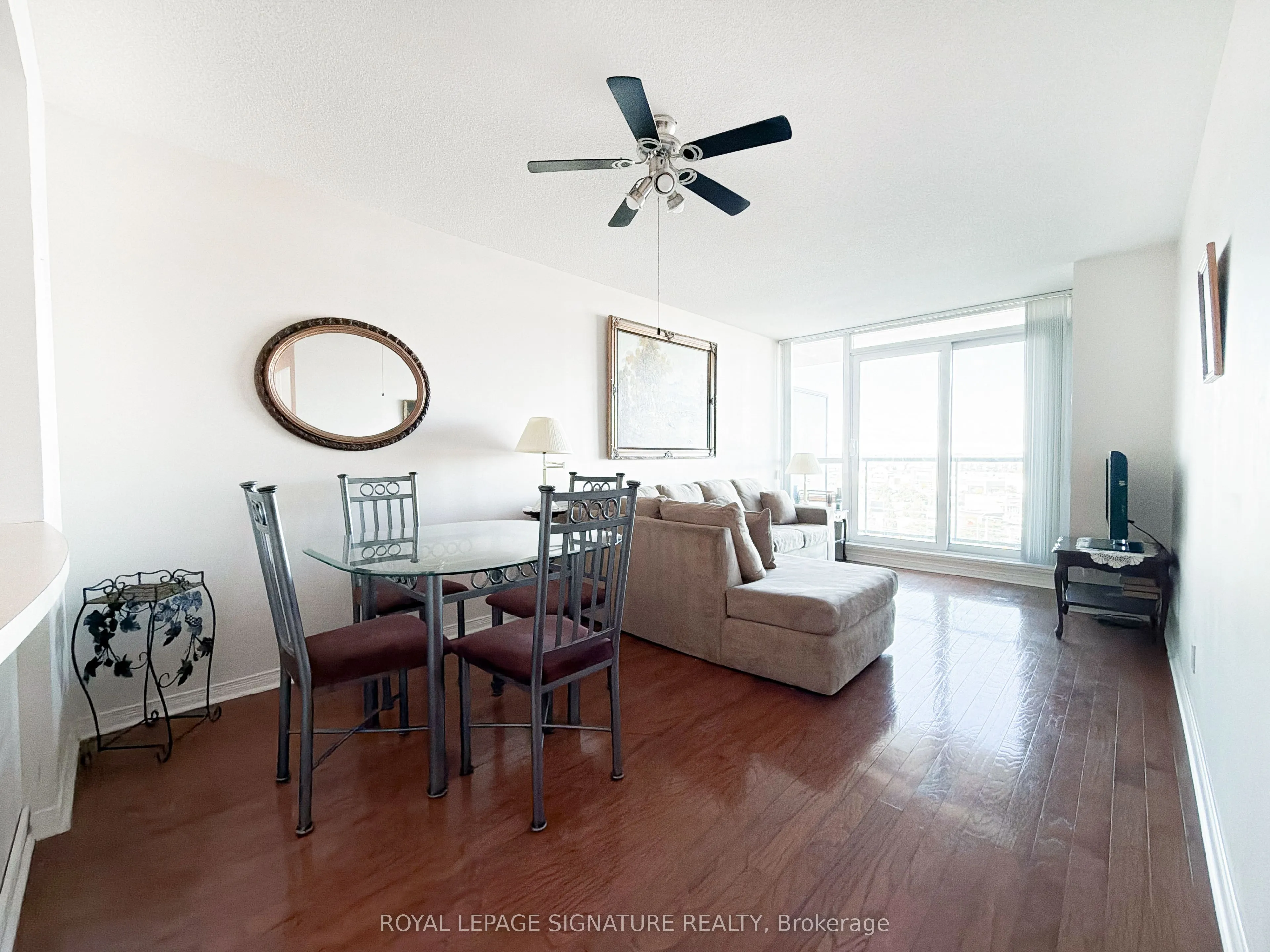 4879 Kimbermount Avenue #902