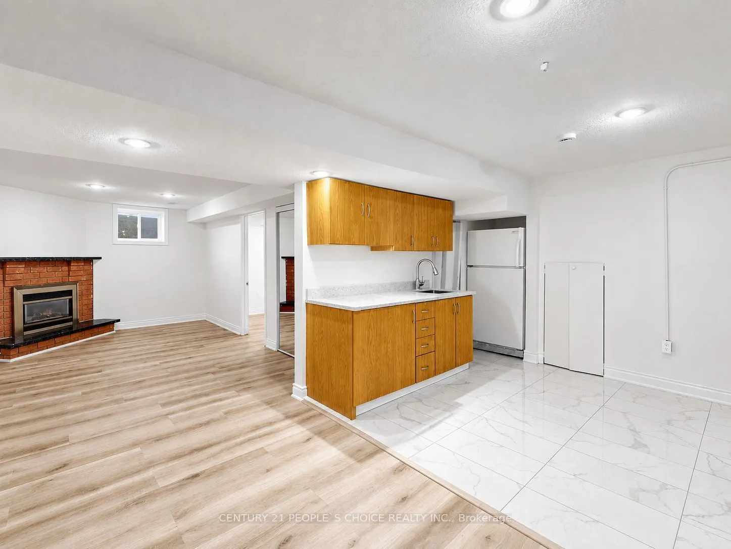 1125 Ivandale Drive