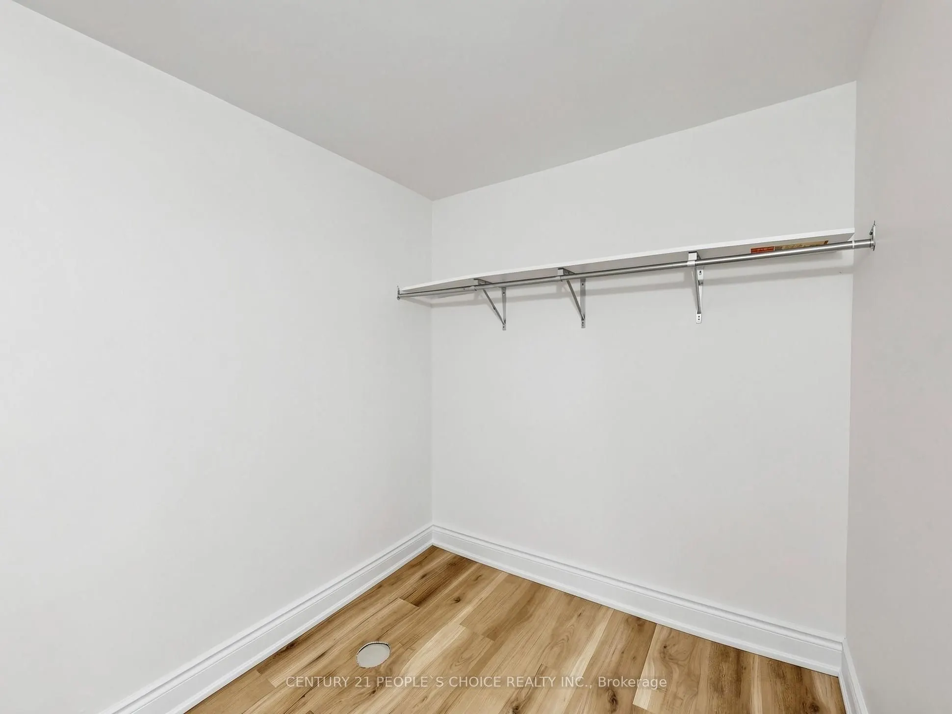 1125 Ivandale Drive