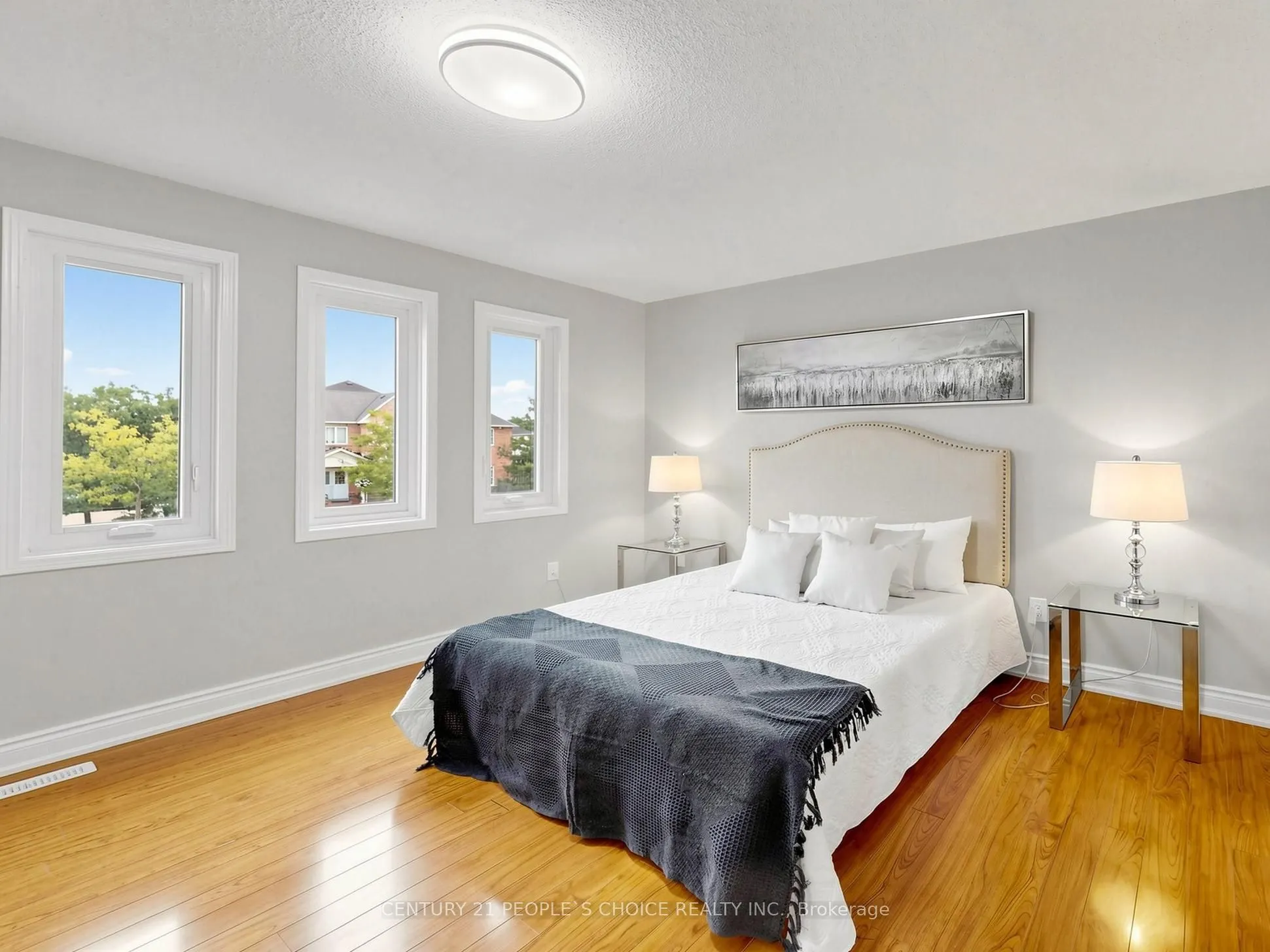 1125 Ivandale Drive