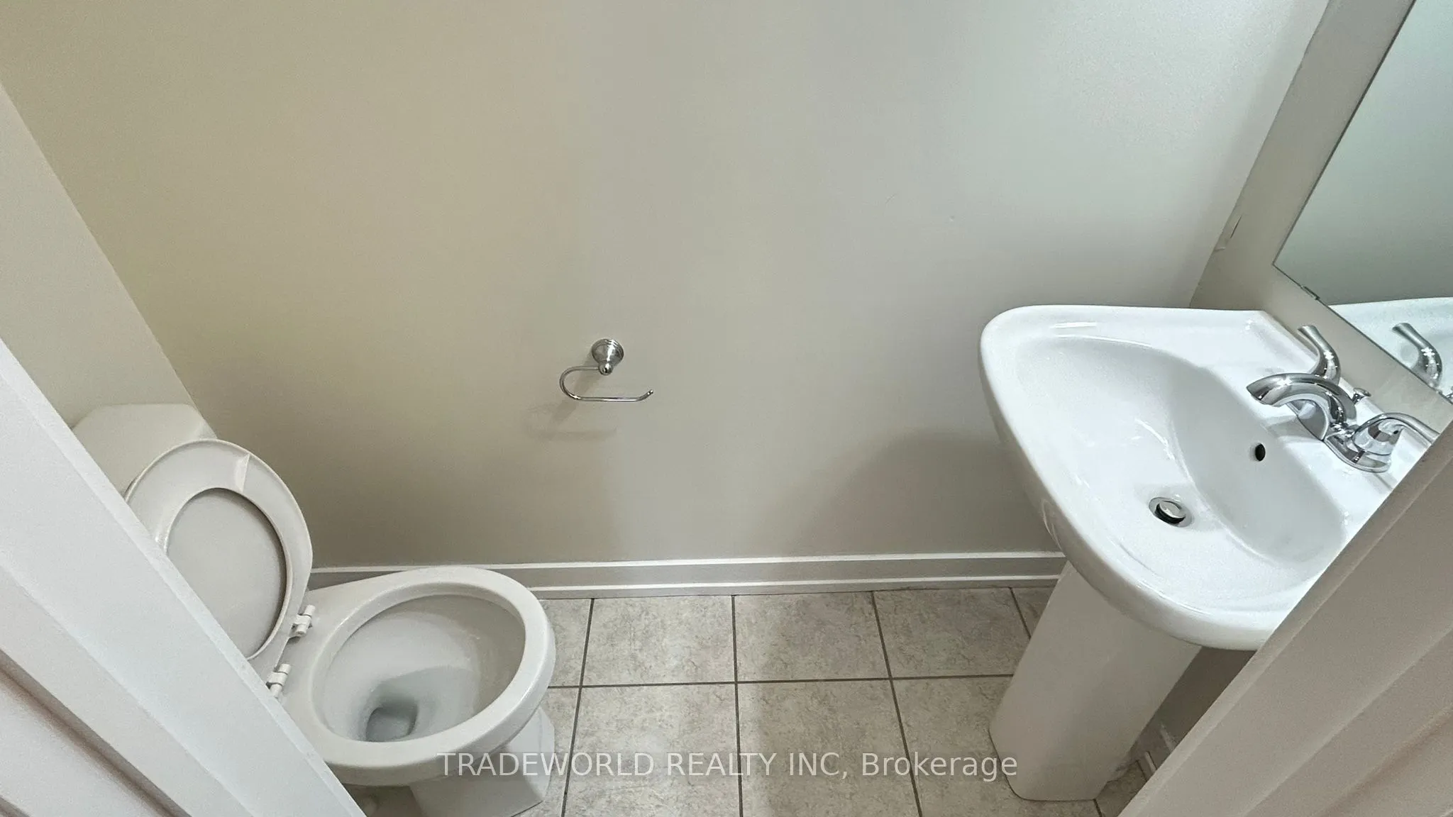 2355 Sheppard Avenue W #231