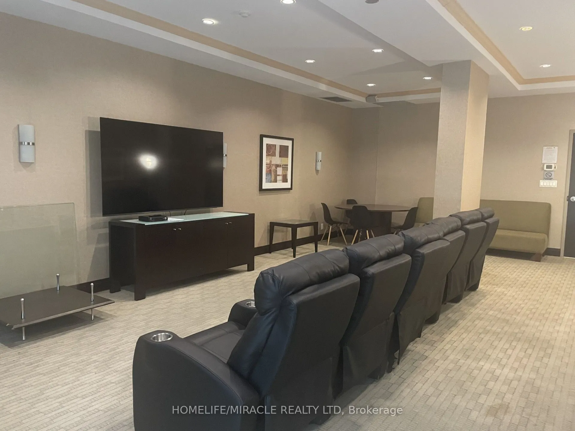 3504 Hurontario Street #2108