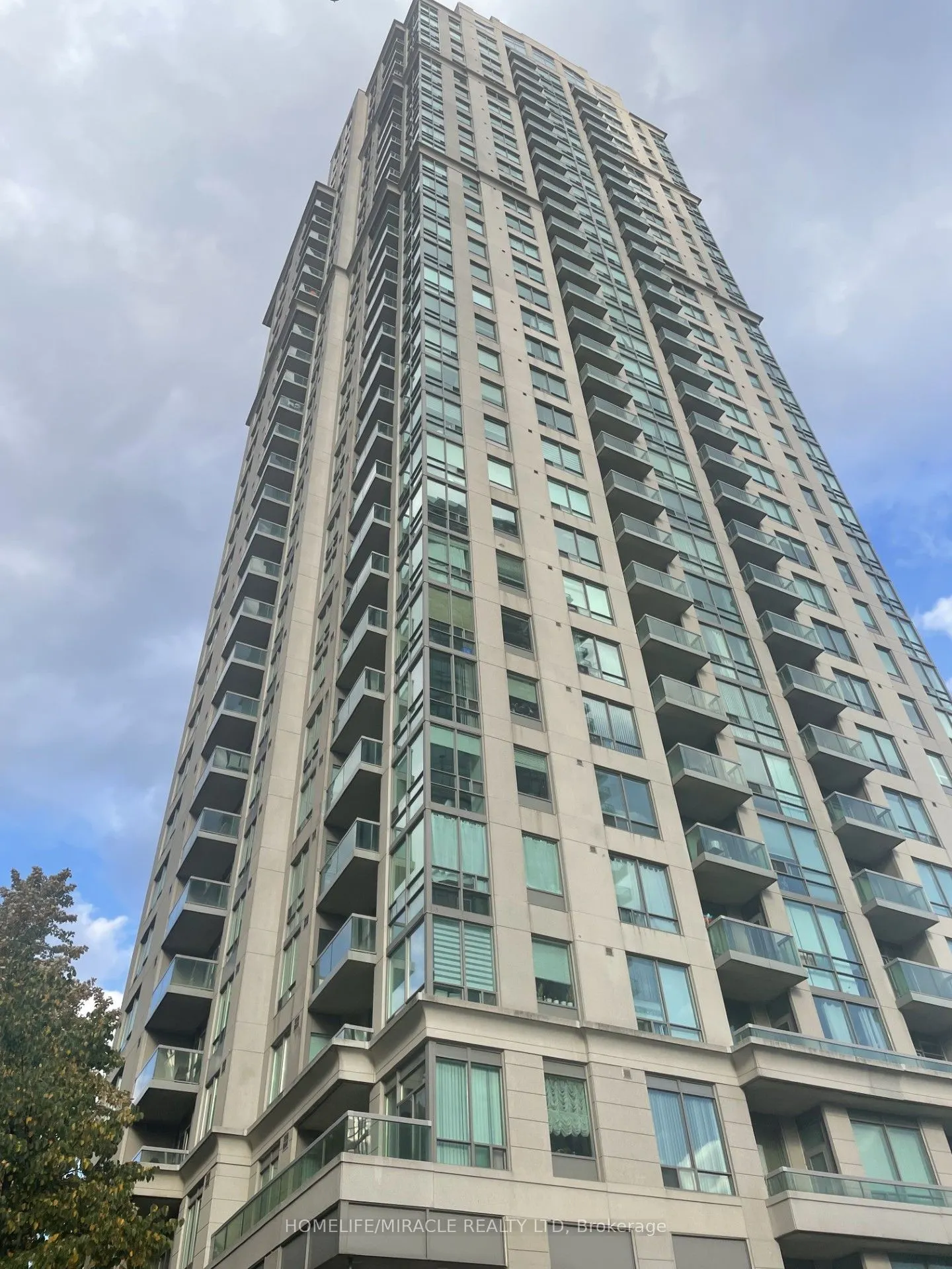 3504 Hurontario Street #2108