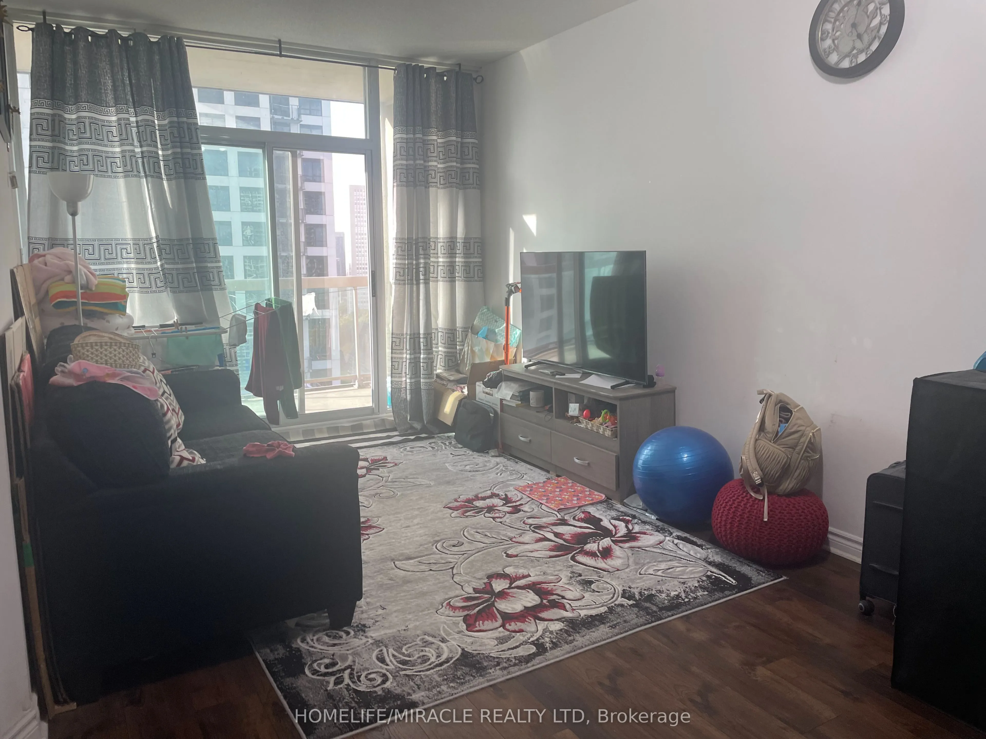 3504 Hurontario Street #2108