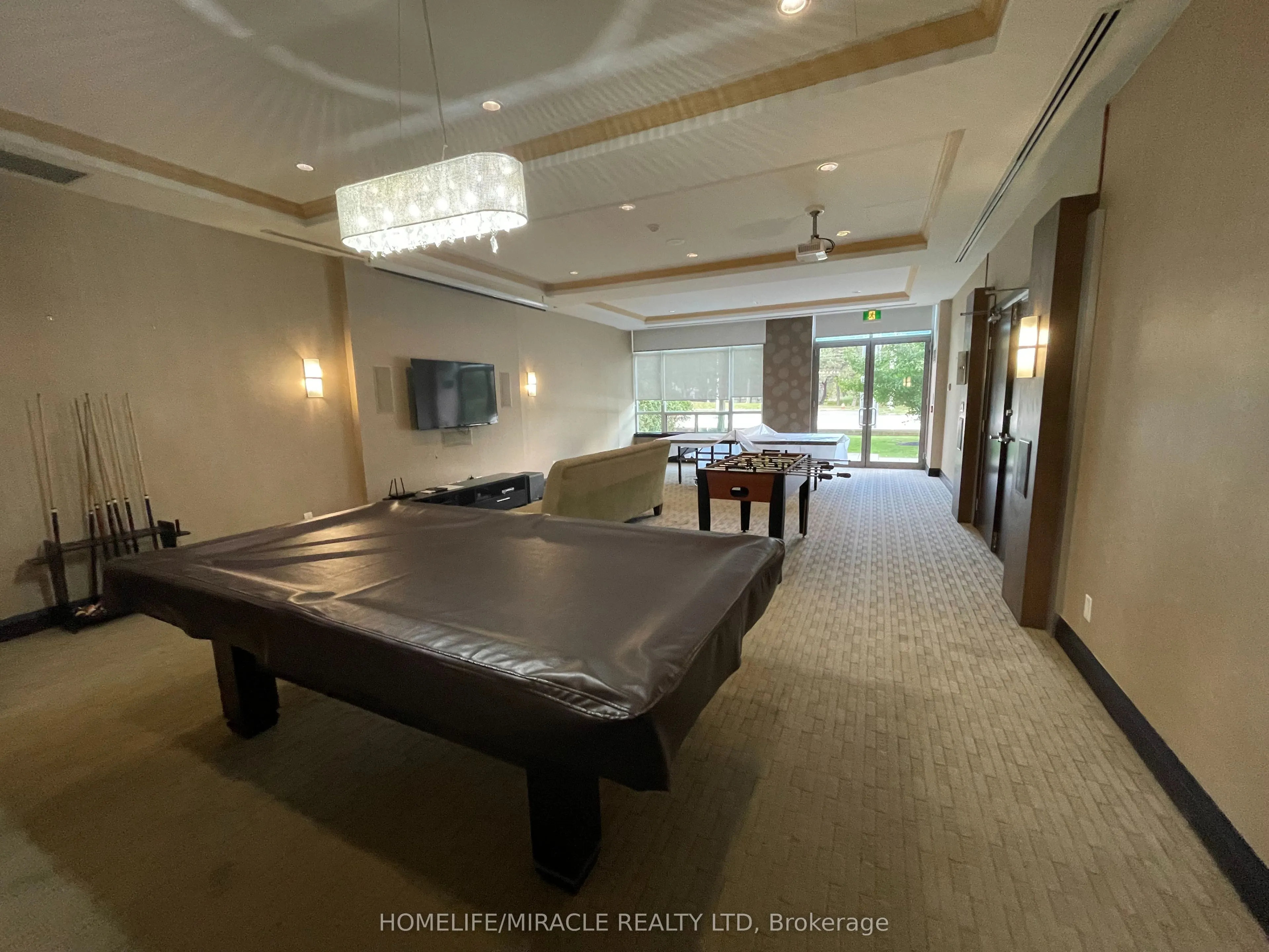 3504 Hurontario Street #2108