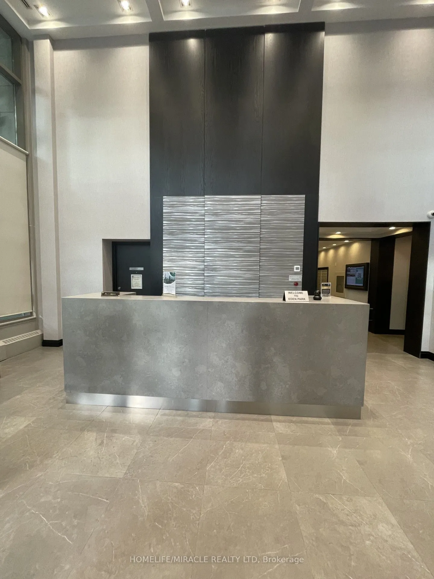 3504 Hurontario Street #2108