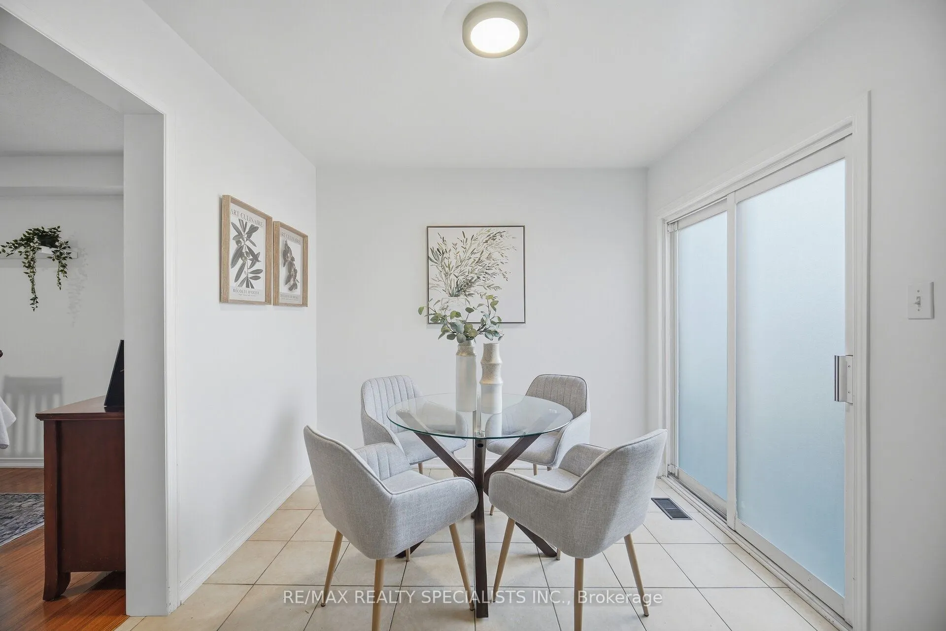 30 Passfield Trail