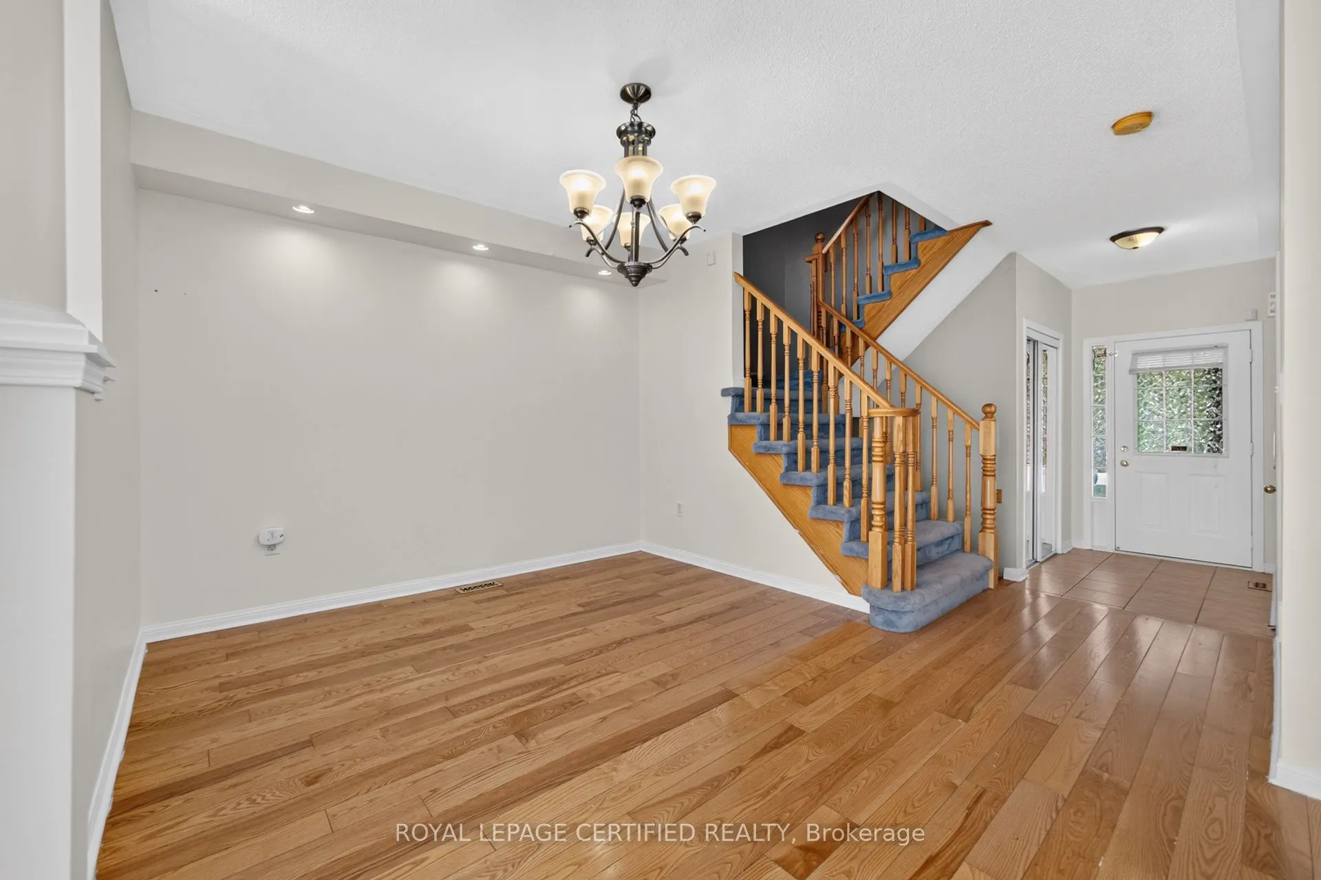 464 Collis Court