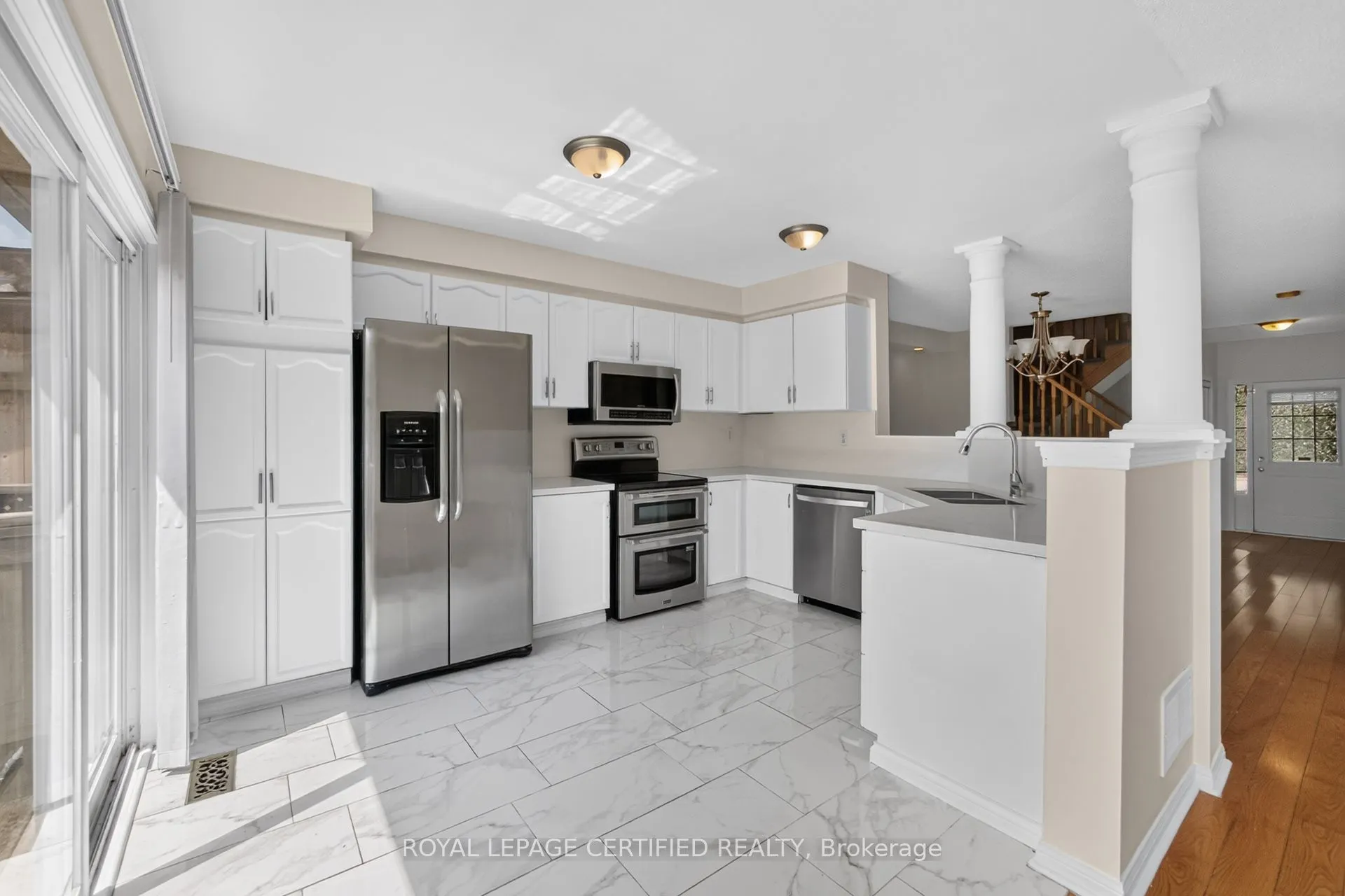 464 Collis Court