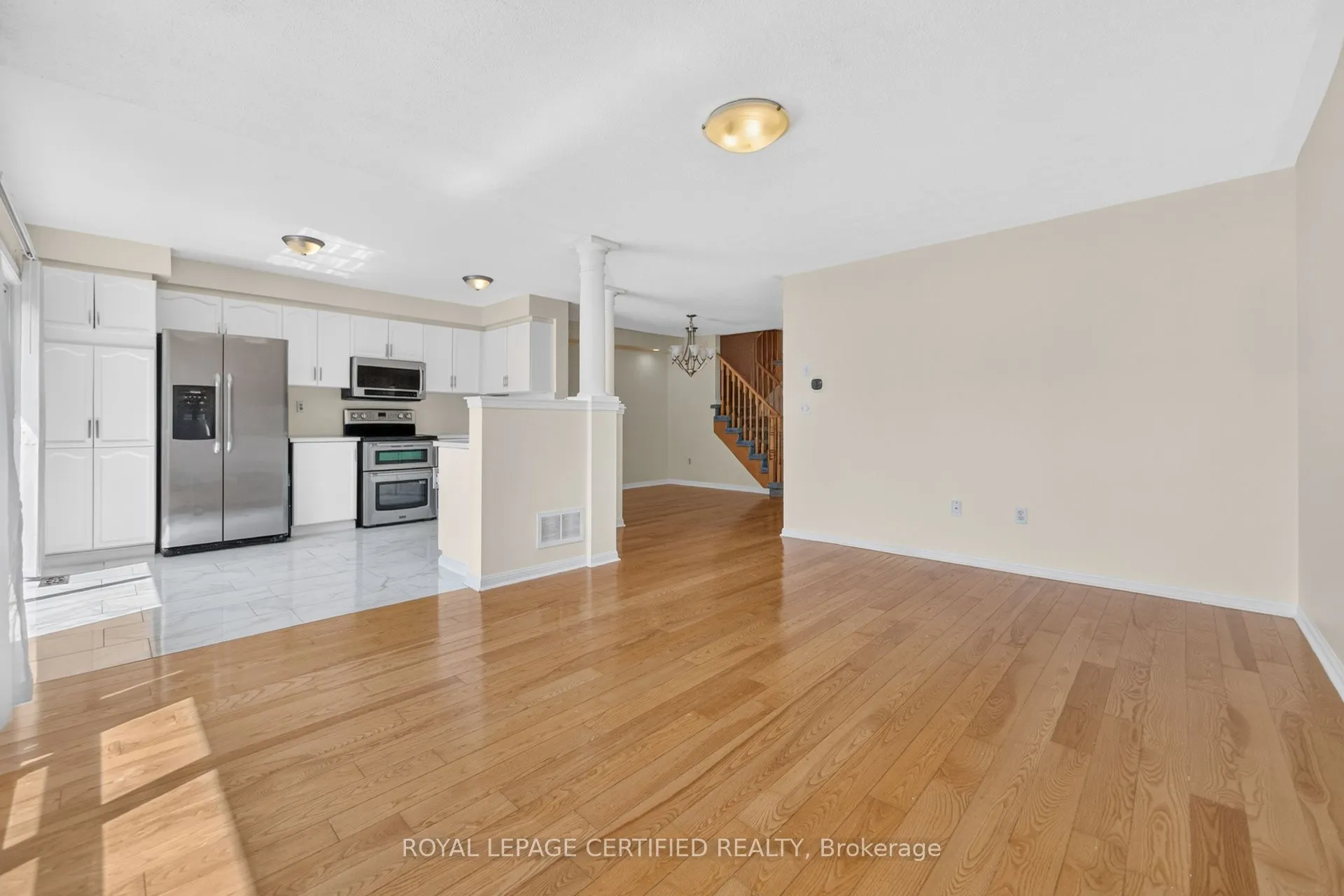 464 Collis Court