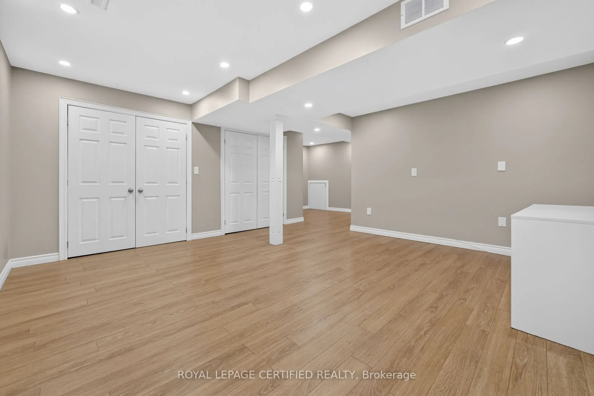 464 Collis Court