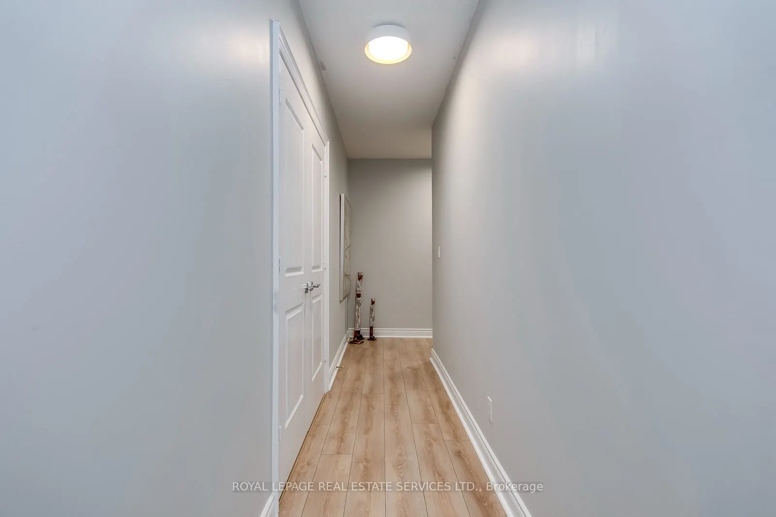 16 Brookers Lane #203