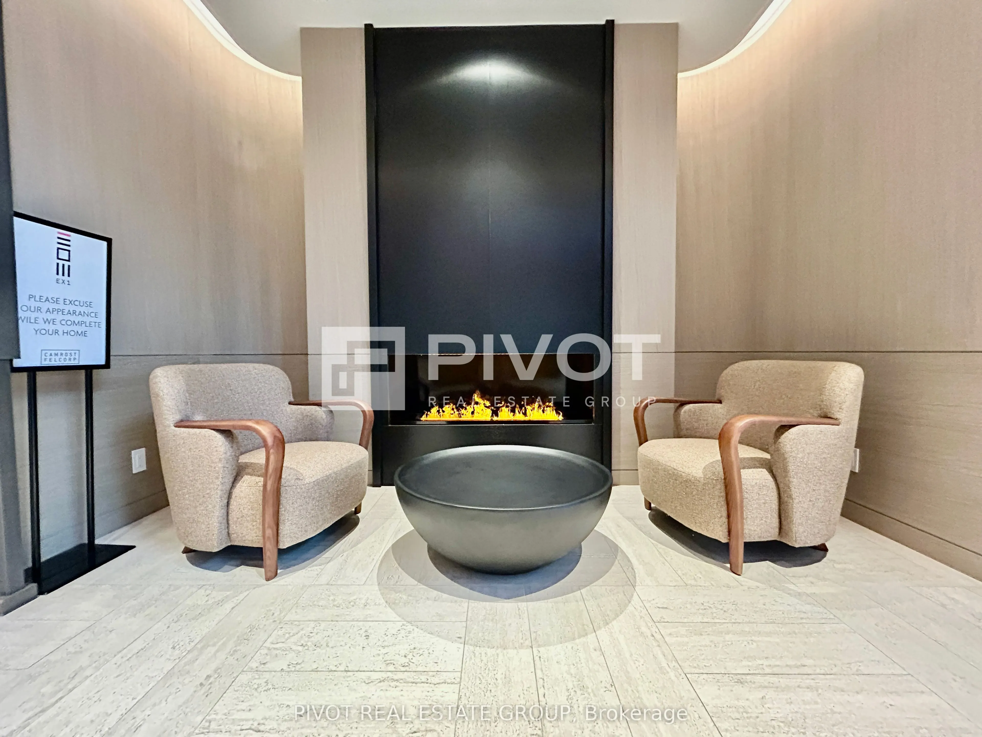 4015 The Exchange #4902