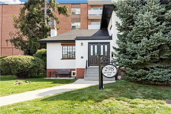 298 Lakeshore Road E