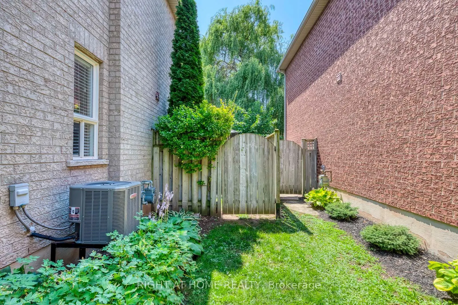 2416 Lazio Lane