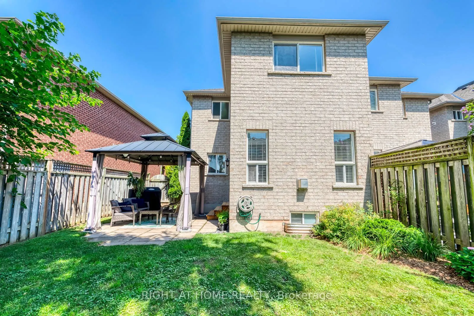 2416 Lazio Lane