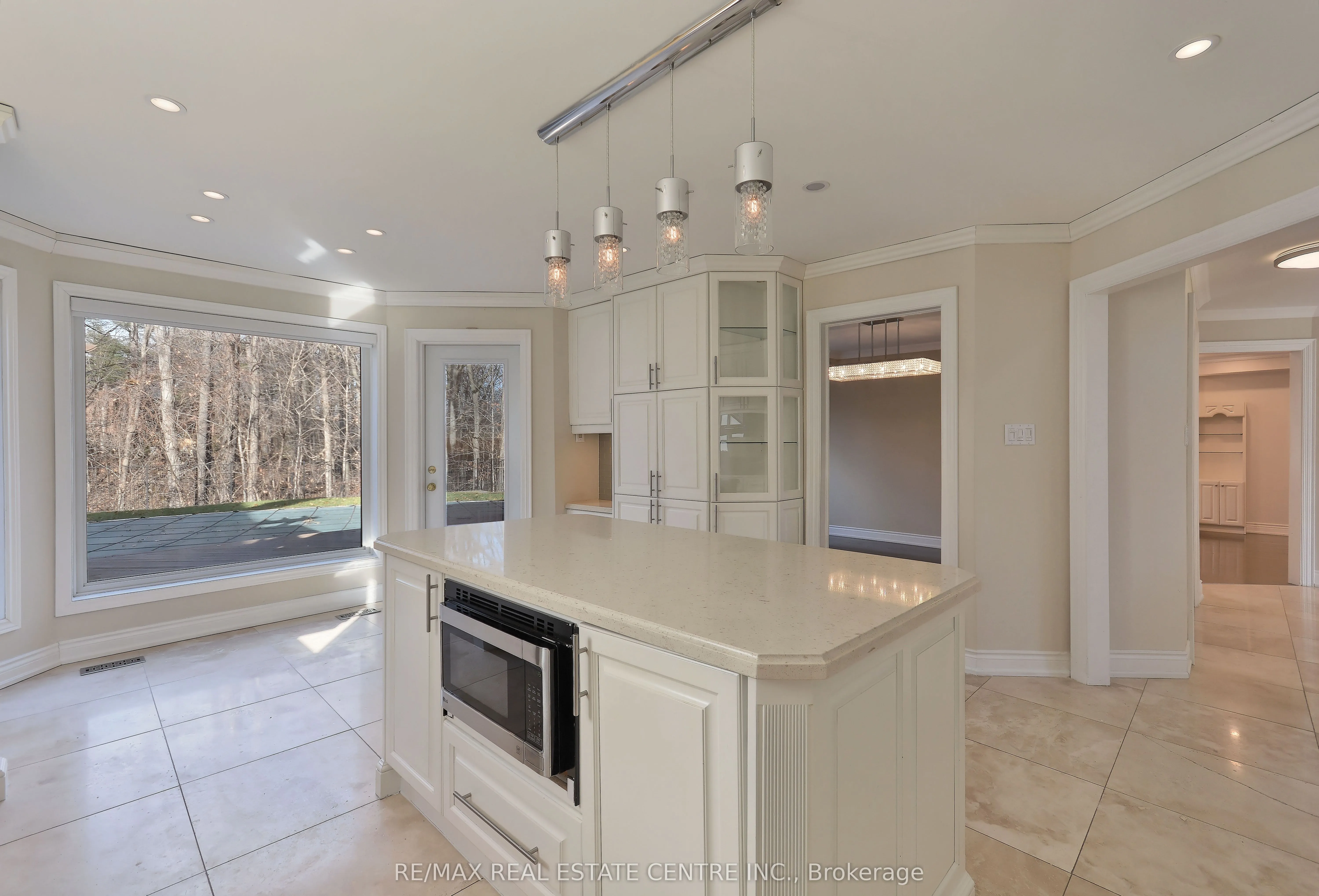 1837 Sevenoaks Drive