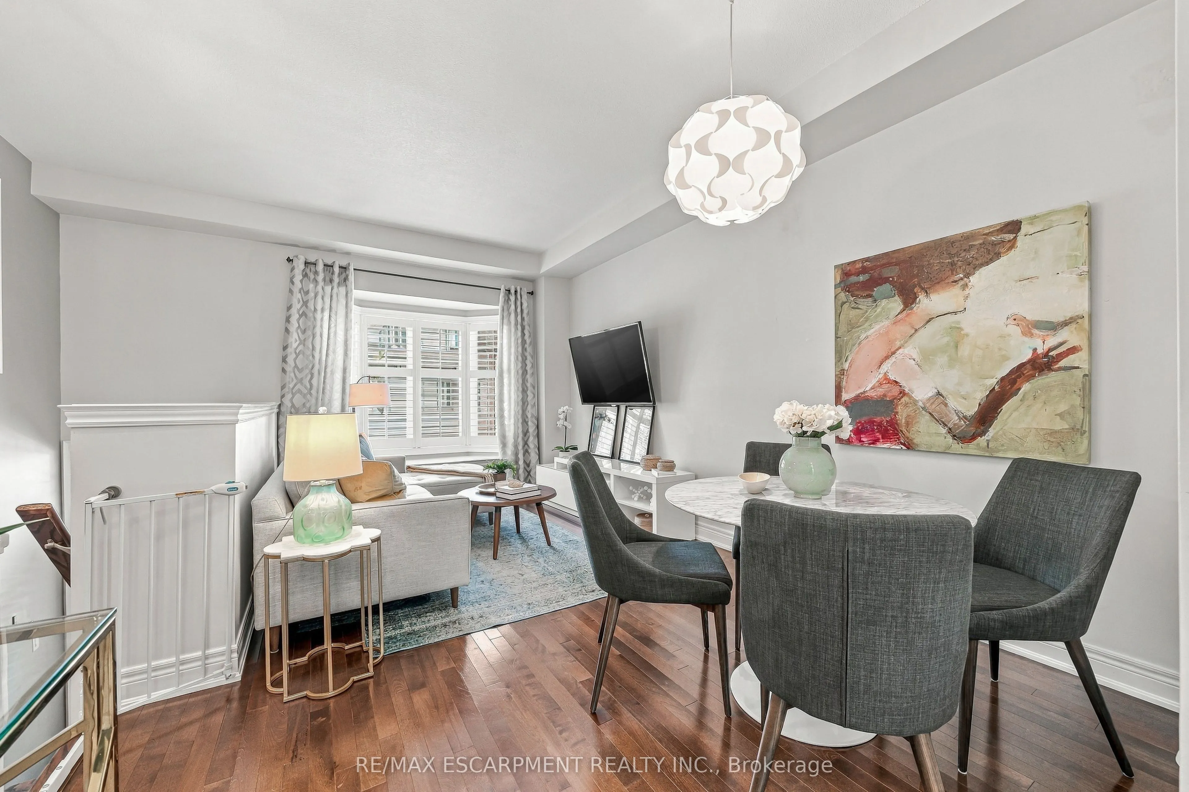 1401 PLAINS Road #42