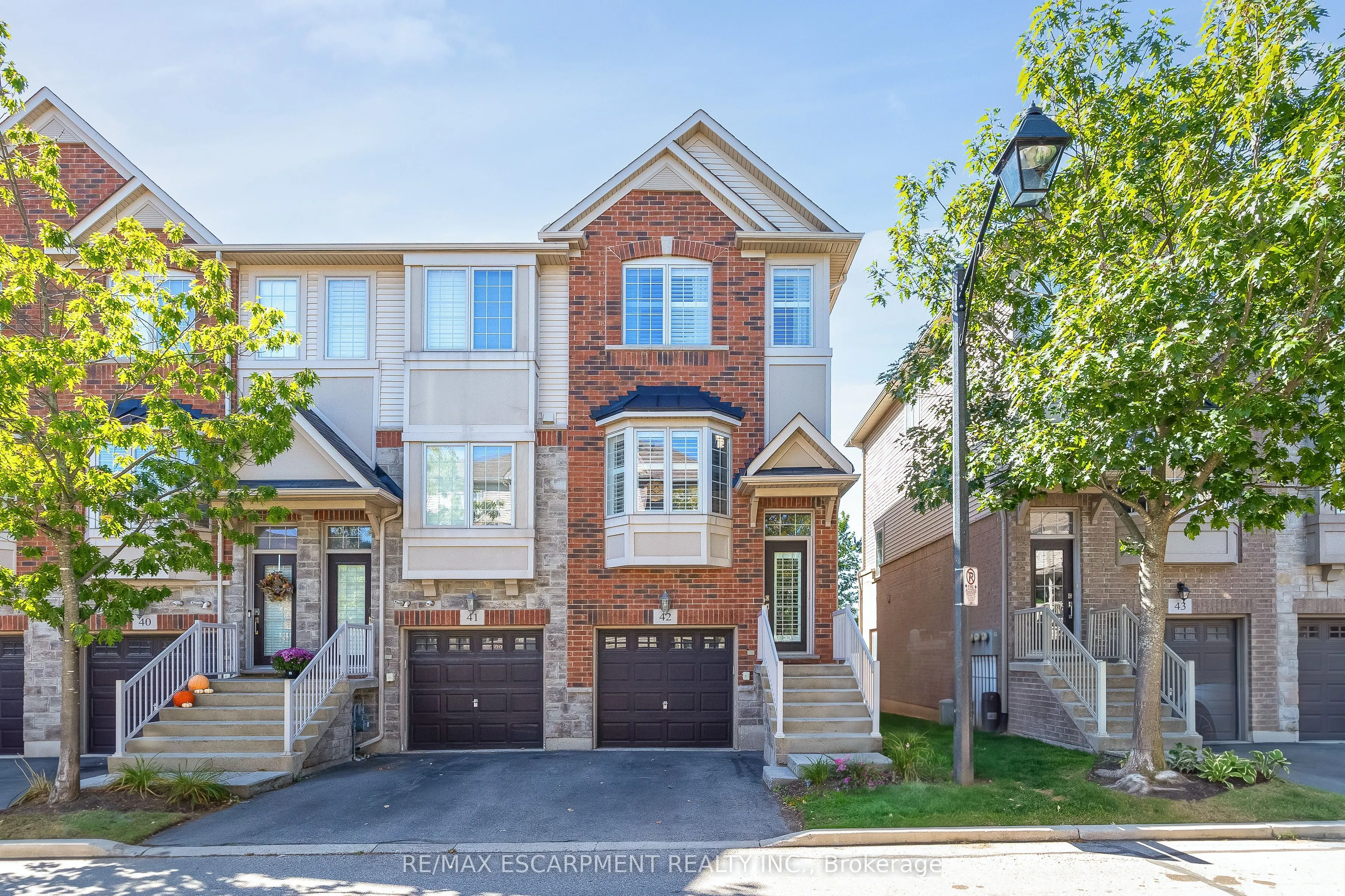 1401 PLAINS Road #42