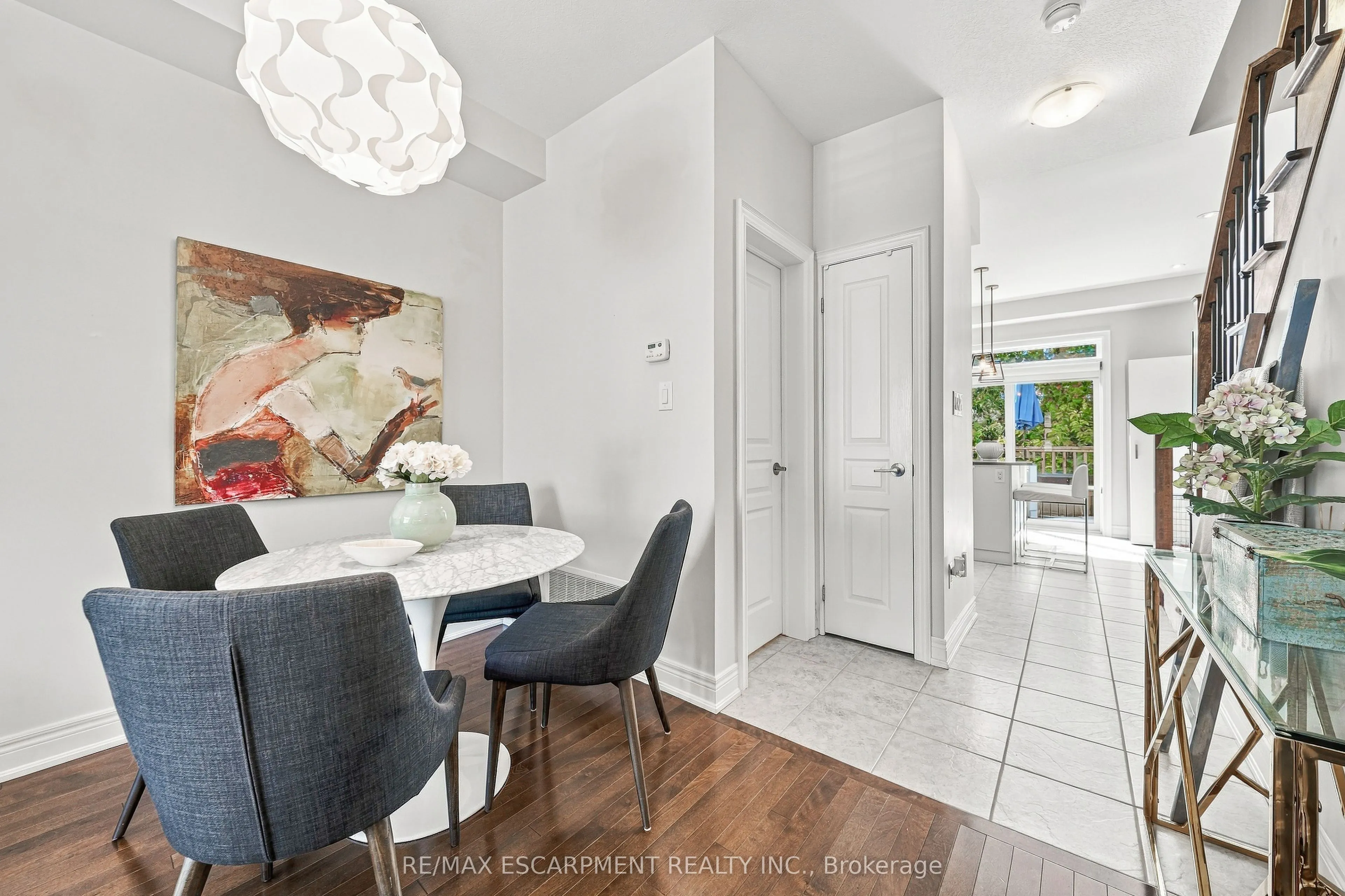 1401 PLAINS Road #42
