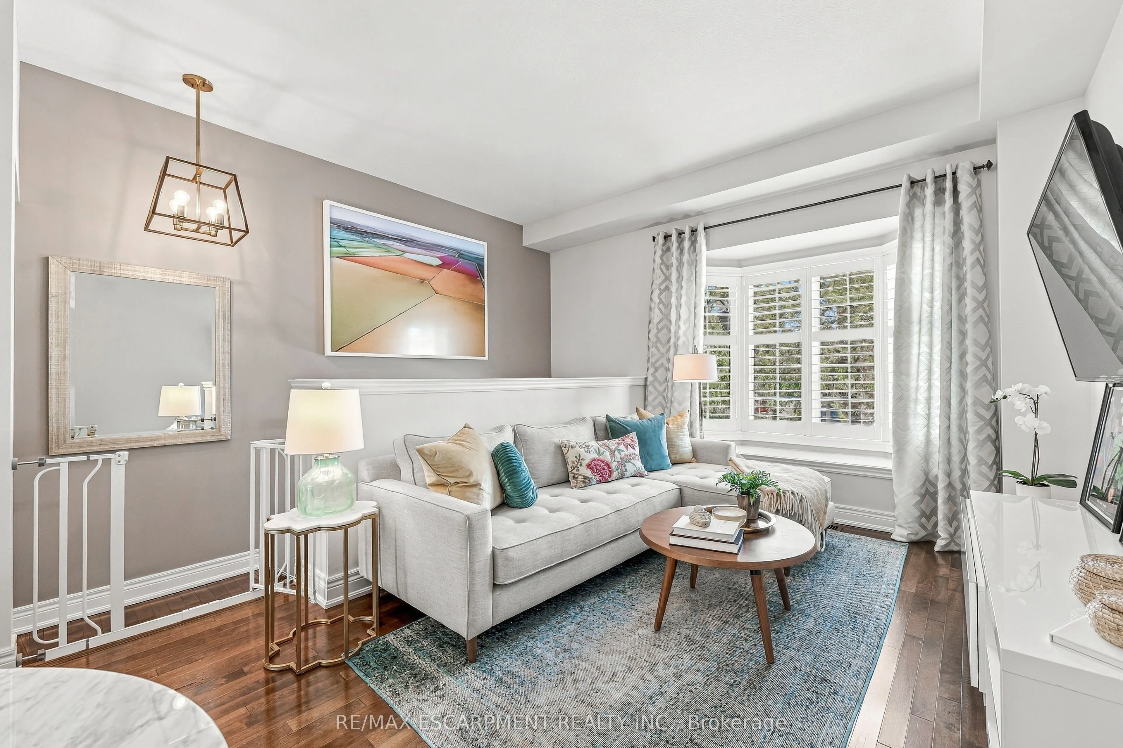 1401 PLAINS Road #42