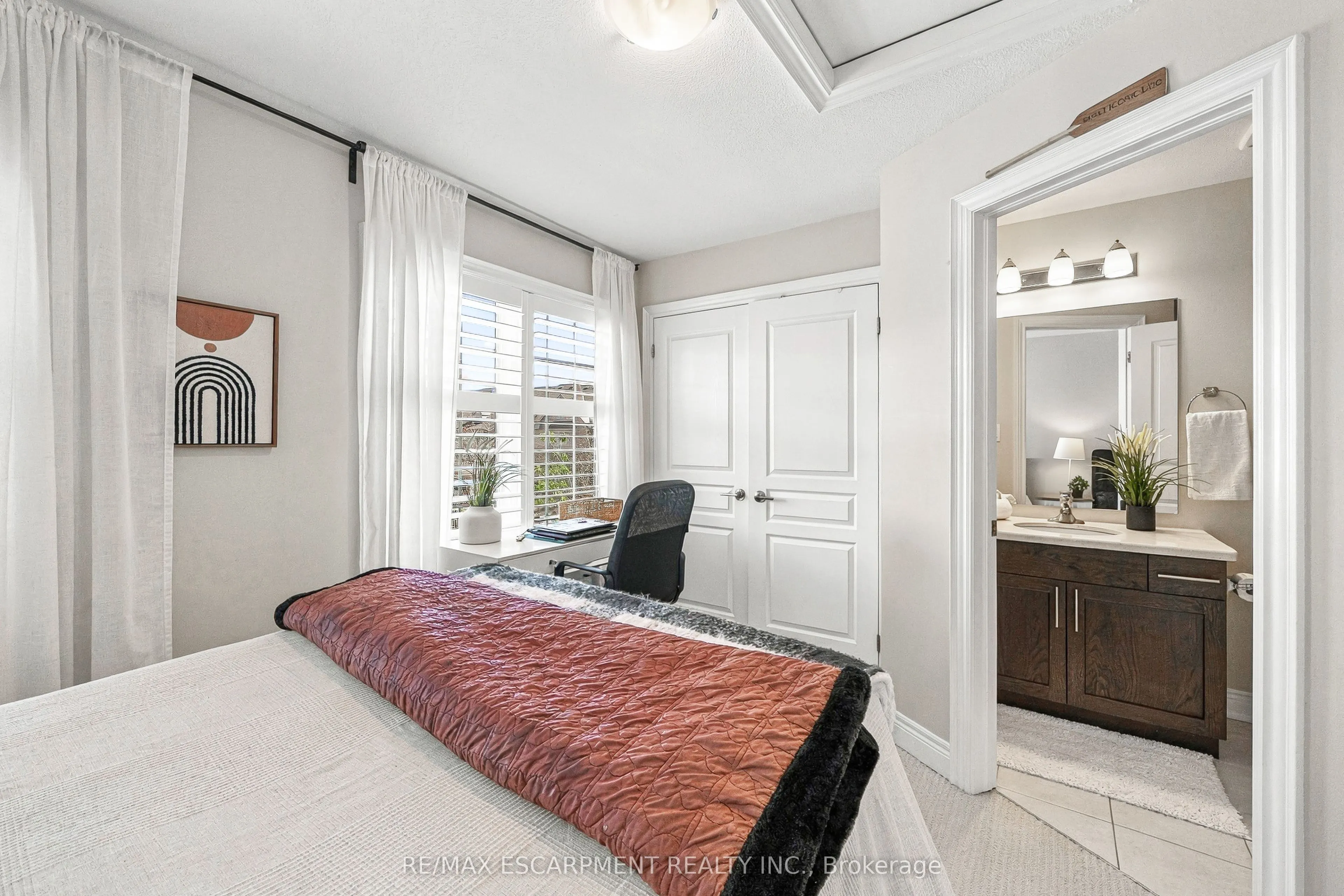 1401 PLAINS Road #42