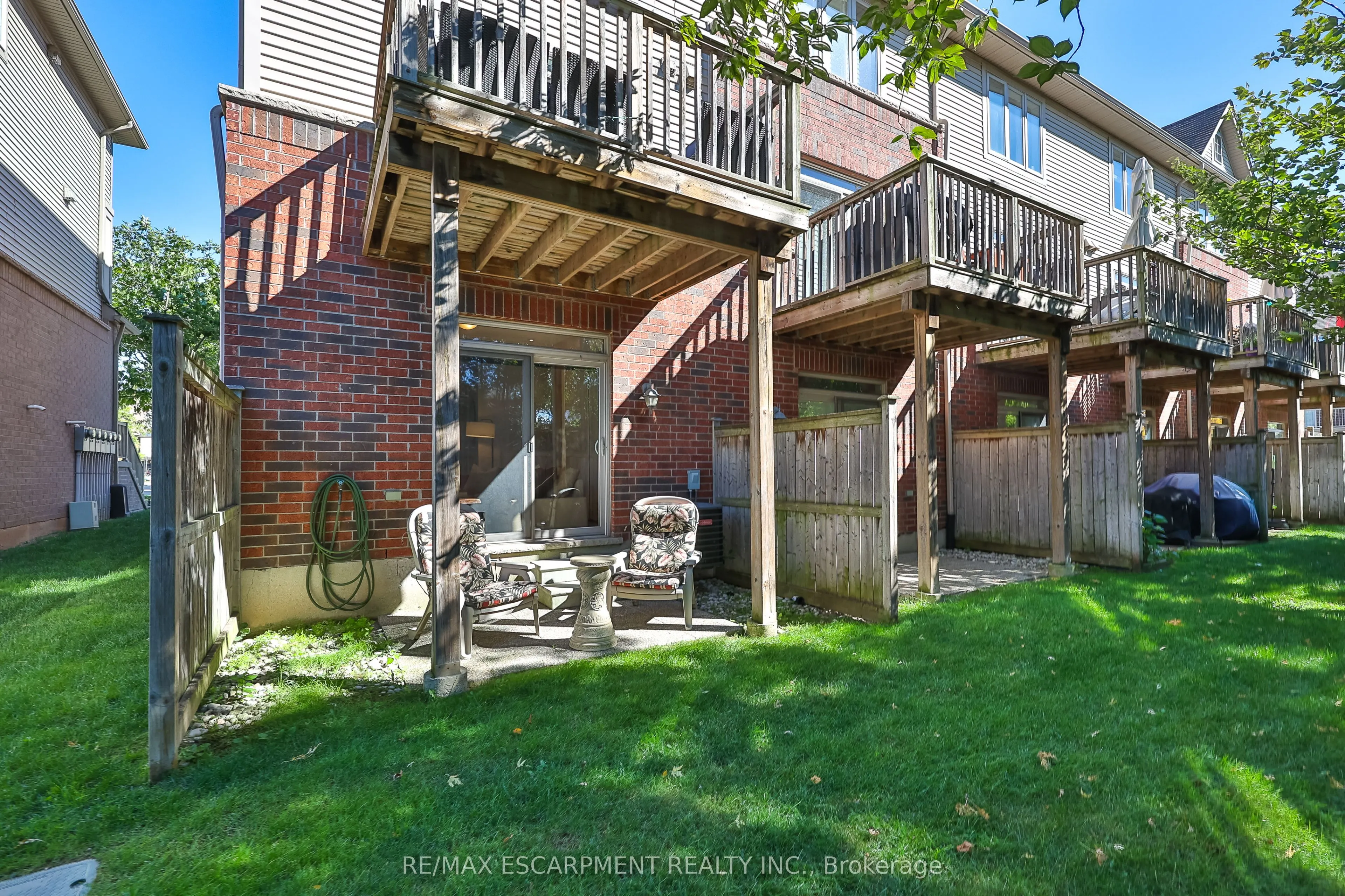 1401 PLAINS Road #42