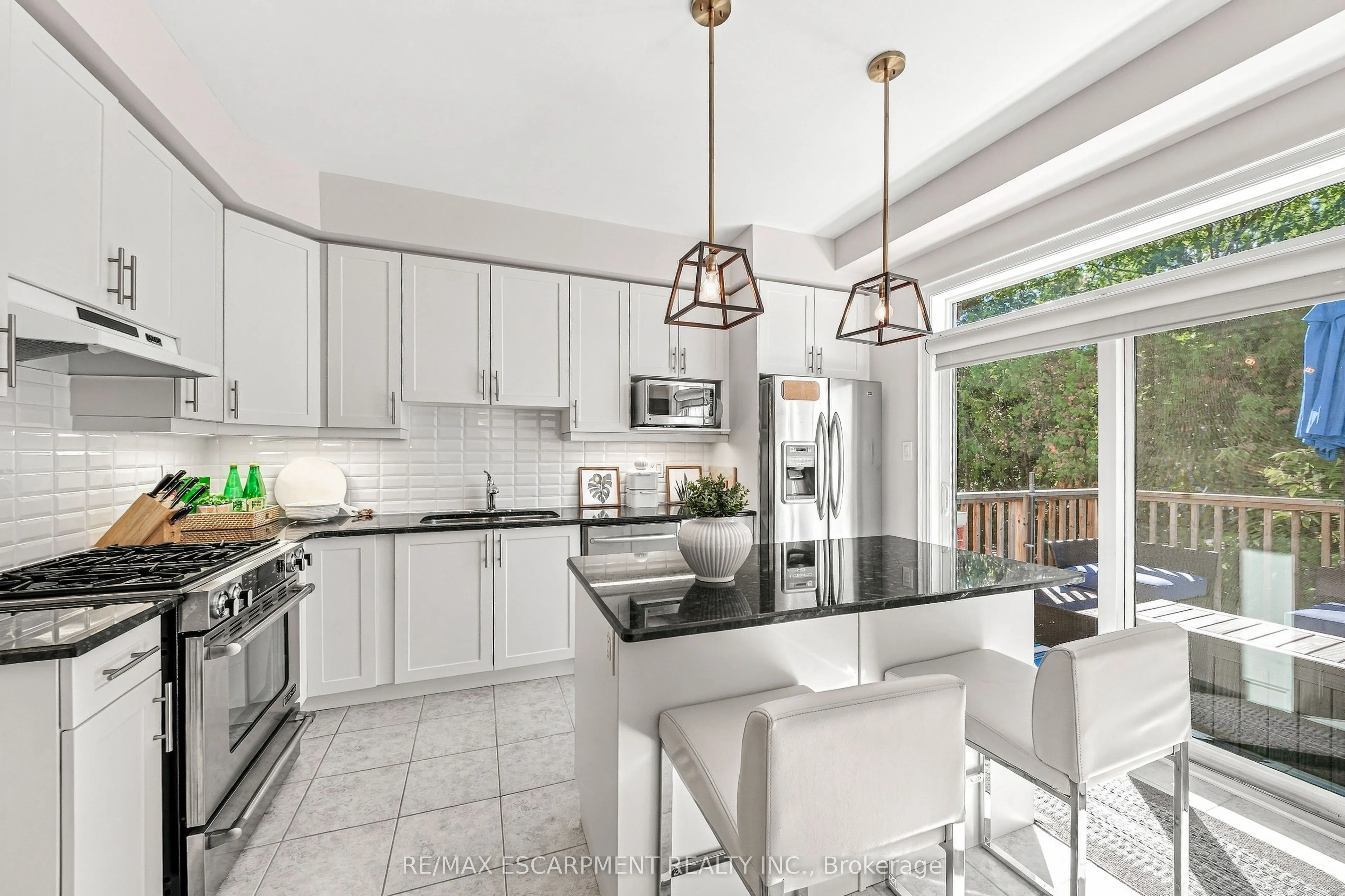 1401 PLAINS Road #42